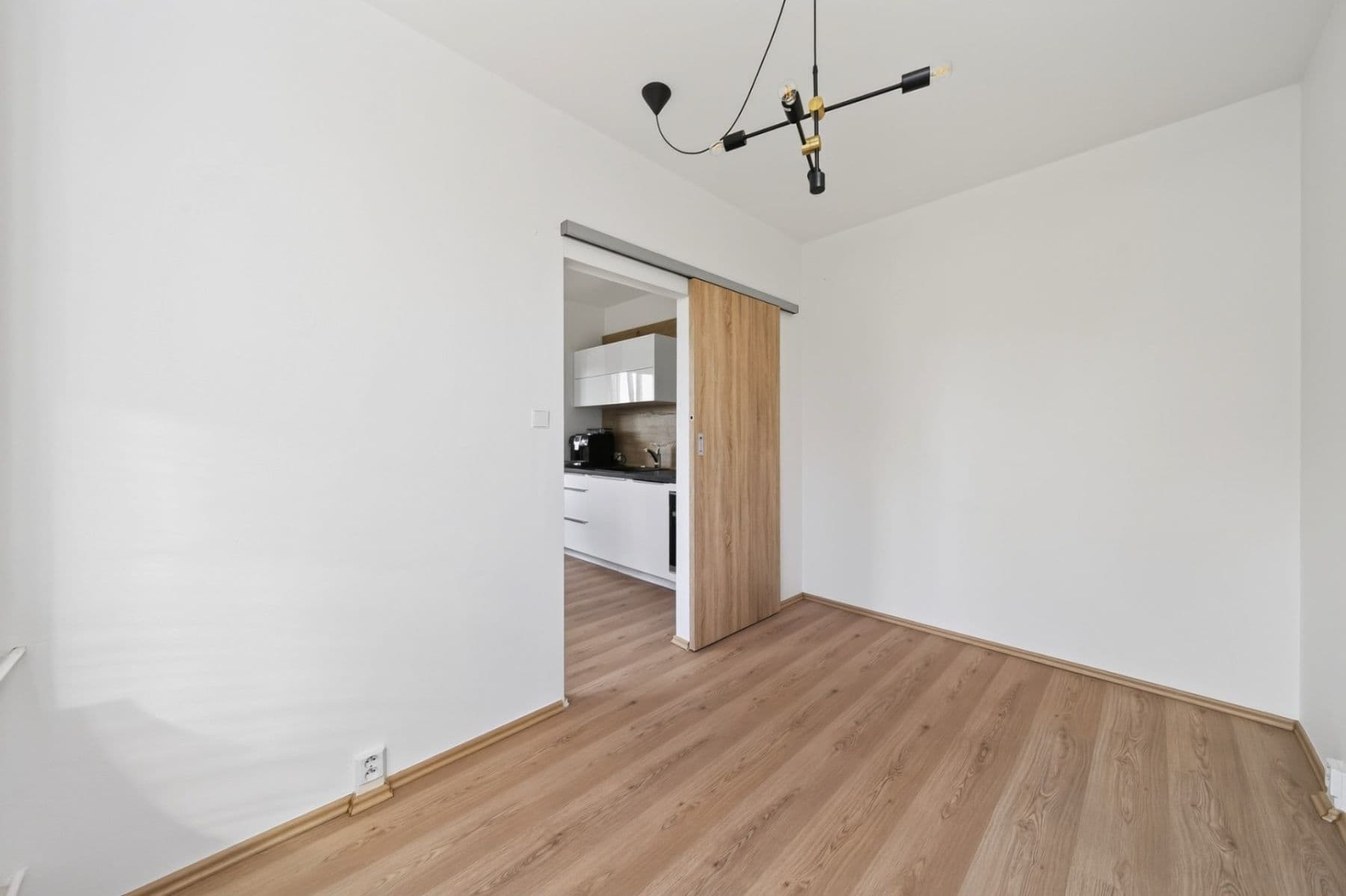 Prenájom bytu 2-izbový 36 m², Na Vinici III., Klášter, Plzeňský kraj Prenájom bytu 2-izbový 36 m², Na Vinici III., Klášter, Plzeňský kraj
