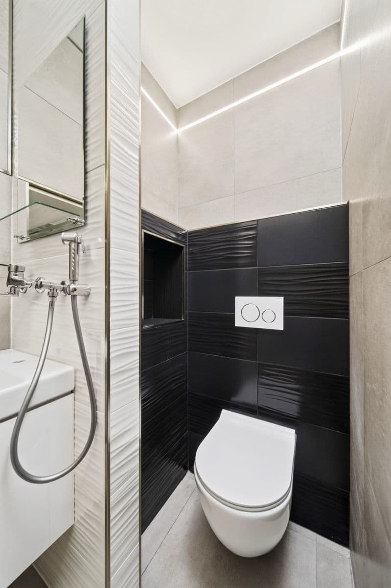 Prenájom bytu 2-izbový 36 m², Na Vinici III., Klášter, Plzeňský kraj Prenájom bytu 2-izbový 36 m², Na Vinici III., Klášter, Plzeňský kraj