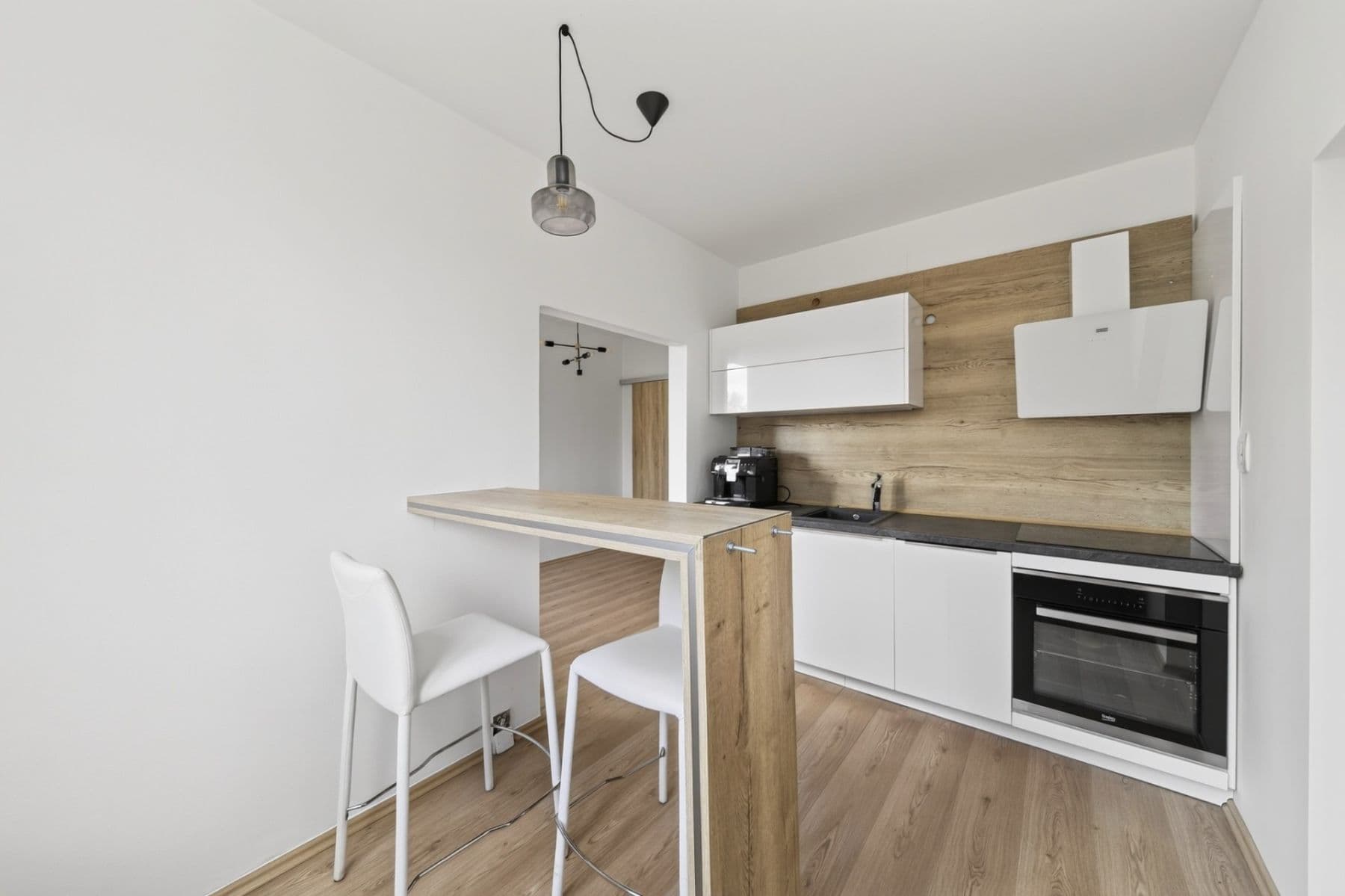 Prenájom bytu 2-izbový 36 m², Na Vinici III., Klášter, Plzeňský kraj Prenájom bytu 2-izbový 36 m², Na Vinici III., Klášter, Plzeňský kraj