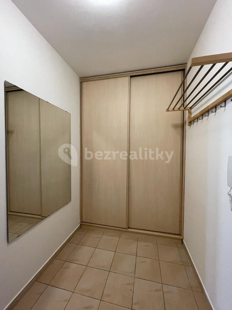Predaj bytu 1-izbový 37 m², Bratislavská, Praha, Praha