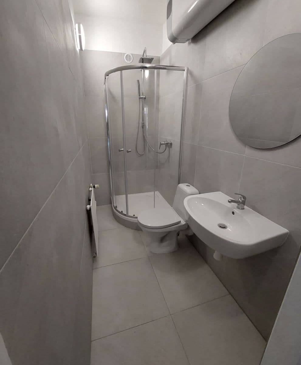 Prenájom bytu 1-izbový 37 m², Masarykova, Ústí nad Labem, Ústecký kraj Prenájom bytu 1-izbový 37 m², Masarykova, Ústí nad Labem, Ústecký kraj