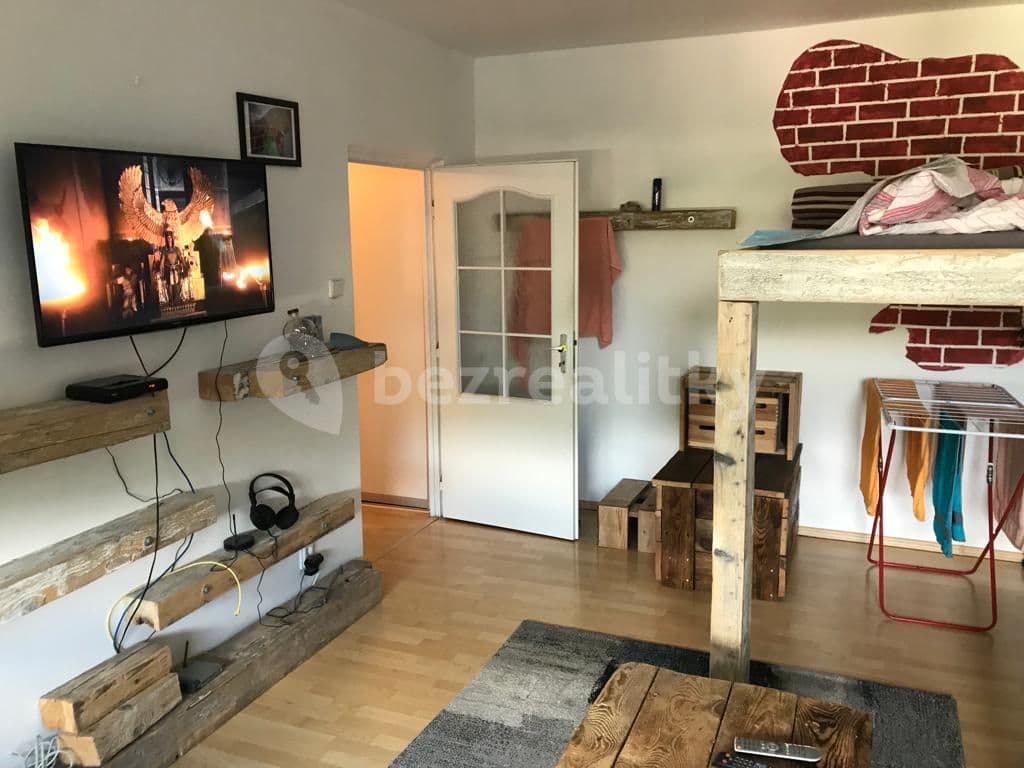 Prenájom bytu 1-izbový 44 m², Karlova Ves, Bratislavský kraj Prenájom bytu 1-izbový 44 m², Karlova Ves, Bratislavský kraj