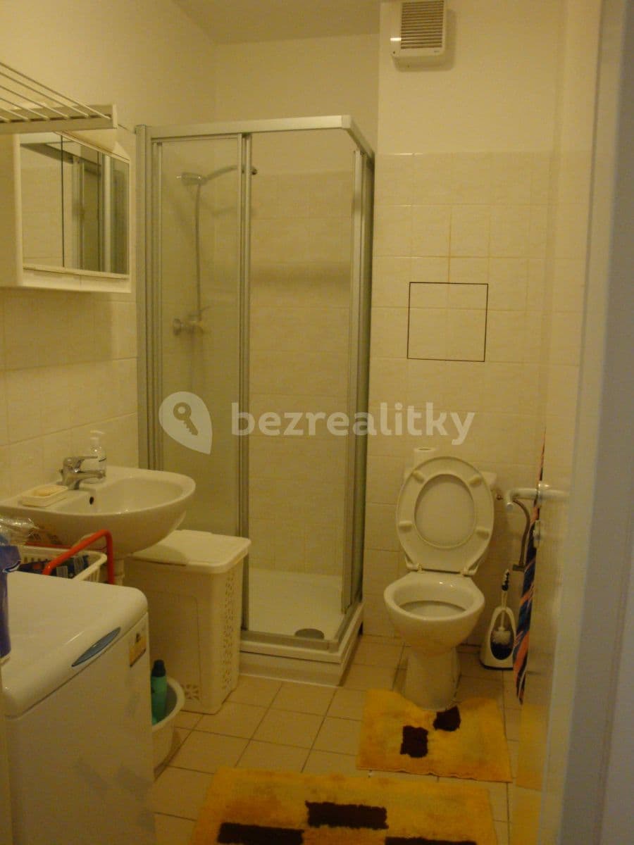 Prenájom bytu 1-izbový 31 m², Rotavská, Praha, Praha Prenájom bytu 1-izbový 31 m², Rotavská, Praha, Praha