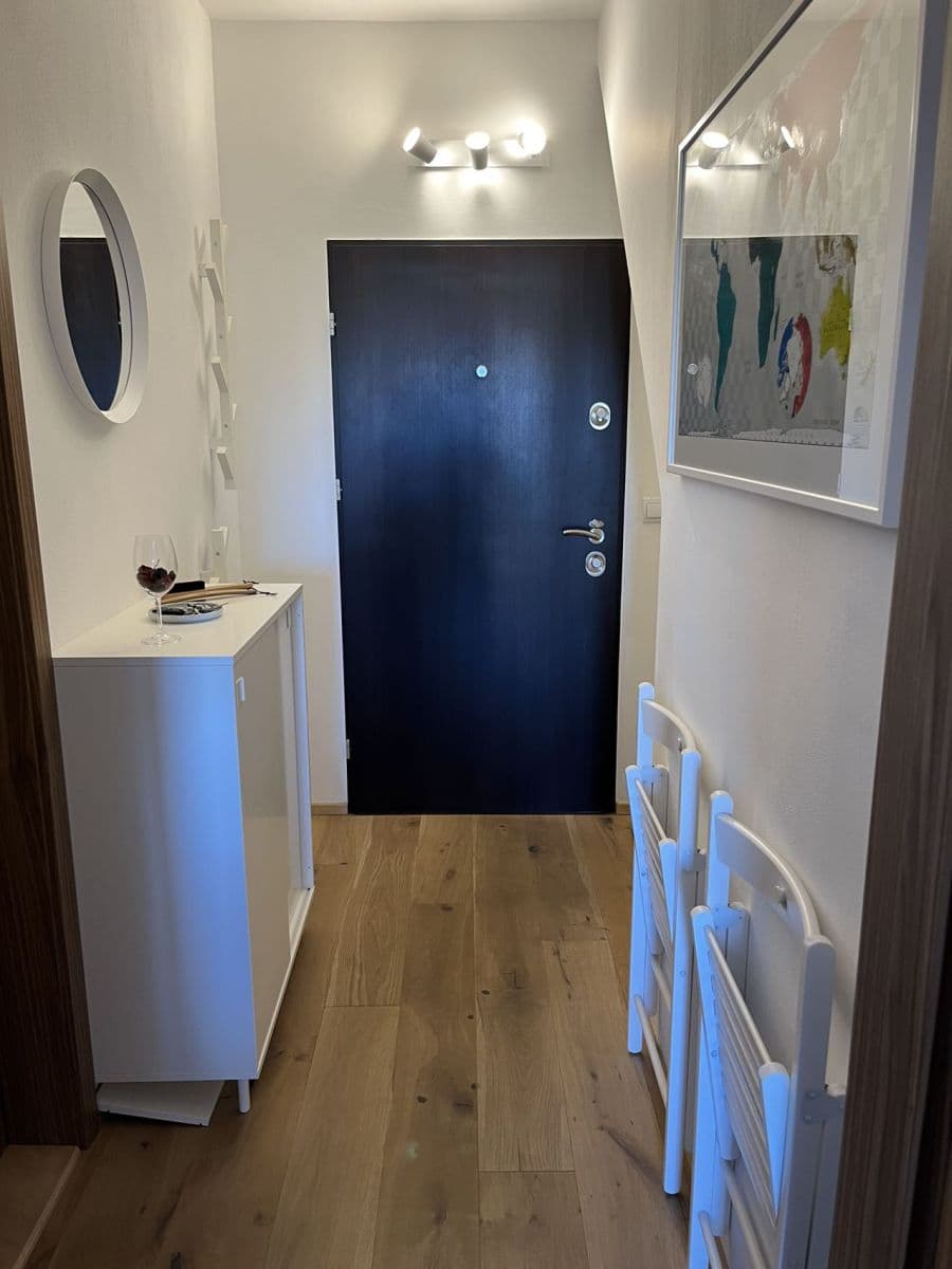 Prenájom bytu 2-izbový 53 m², Starý Dvůr, Hrádek nad Nisou, Liberecký kraj Prenájom bytu 2-izbový 53 m², Starý Dvůr, Hrádek nad Nisou, Liberecký kraj