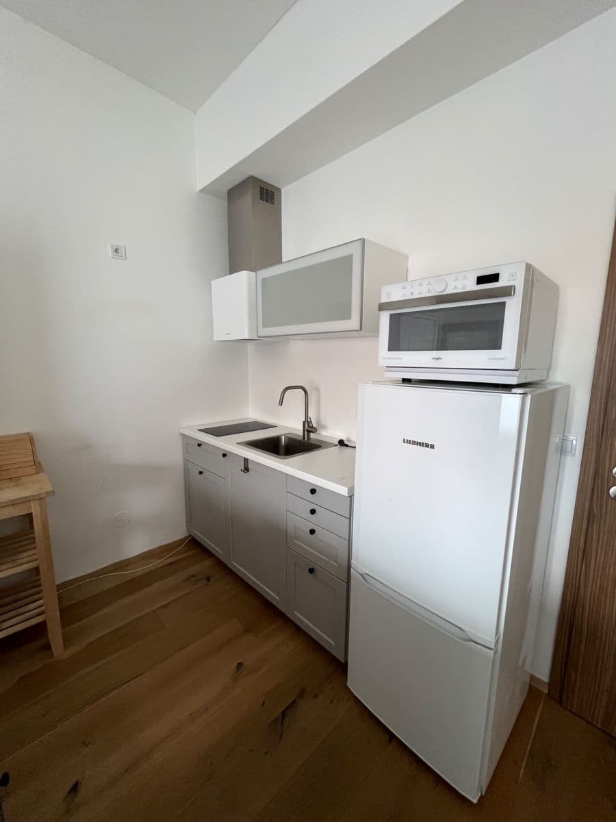 Prenájom bytu 2-izbový 53 m², Starý Dvůr, Hrádek nad Nisou, Liberecký kraj Prenájom bytu 2-izbový 53 m², Starý Dvůr, Hrádek nad Nisou, Liberecký kraj