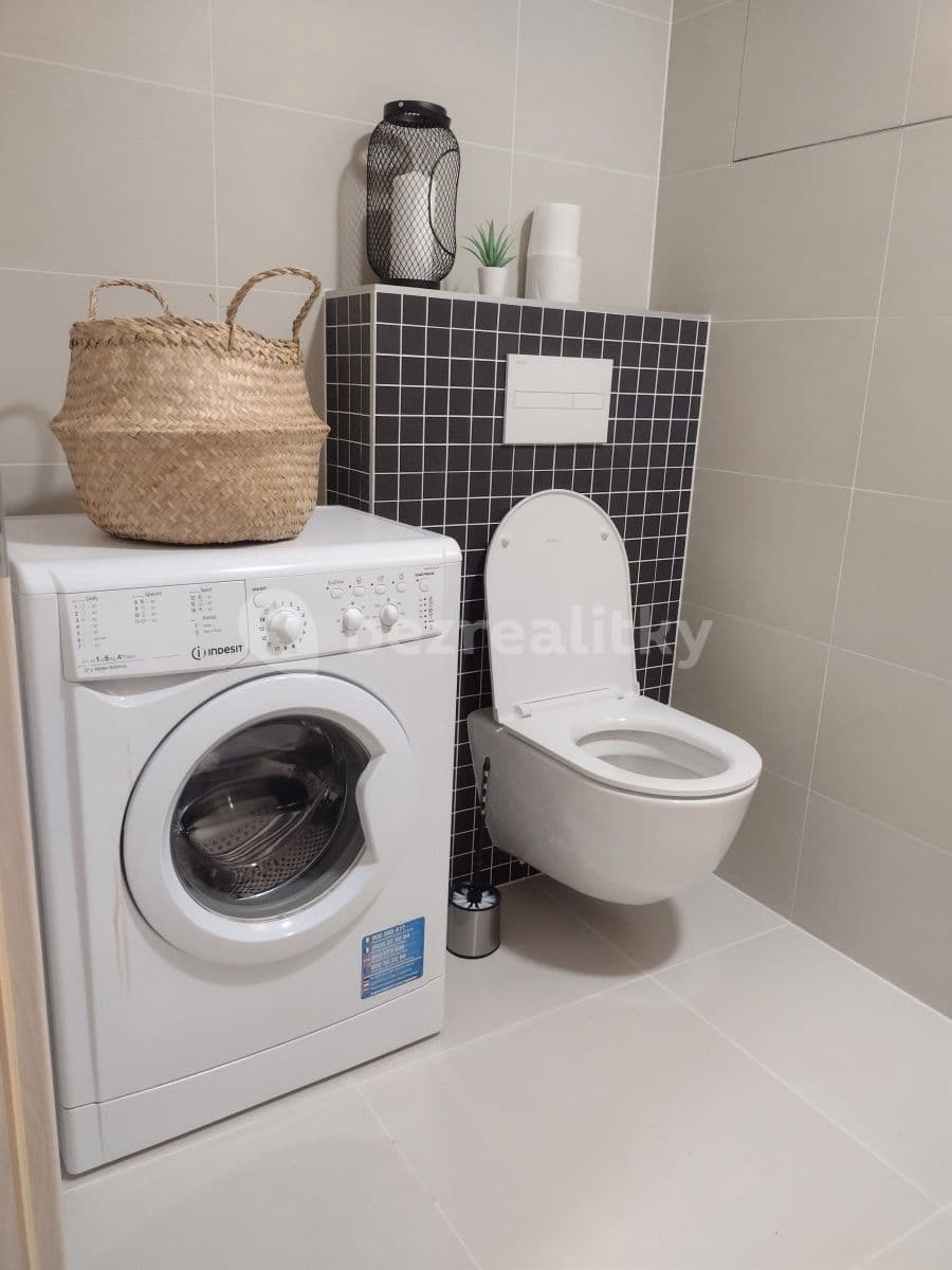 Prenájom bytu 2-izbový 52 m², Wolkerova, Olomouc, Olomoucký kraj Prenájom bytu 2-izbový 52 m², Wolkerova, Olomouc, Olomoucký kraj