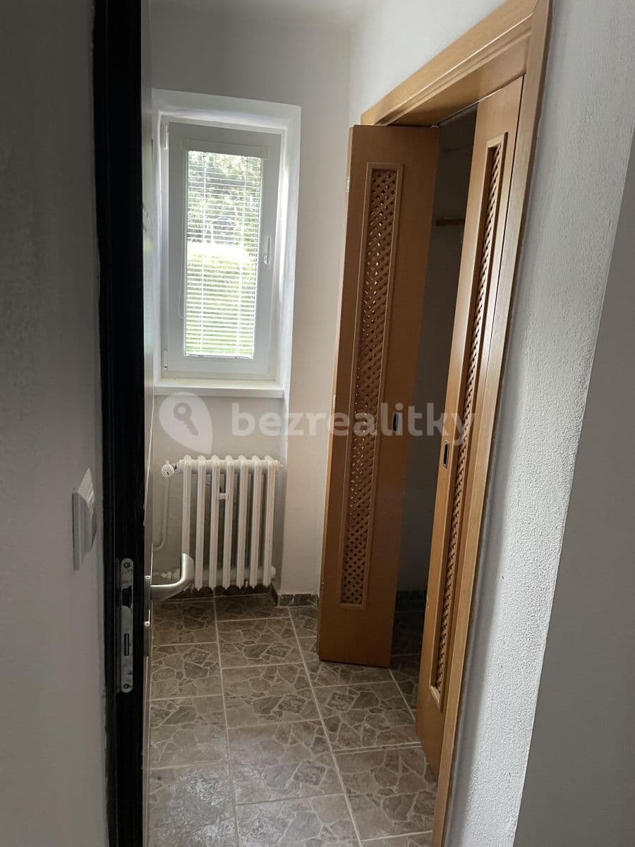 Prenájom bytu 1-izbový 50 m², 28. října, Příbram, Středočeský kraj Prenájom bytu 1-izbový 50 m², 28. října, Příbram, Středočeský kraj