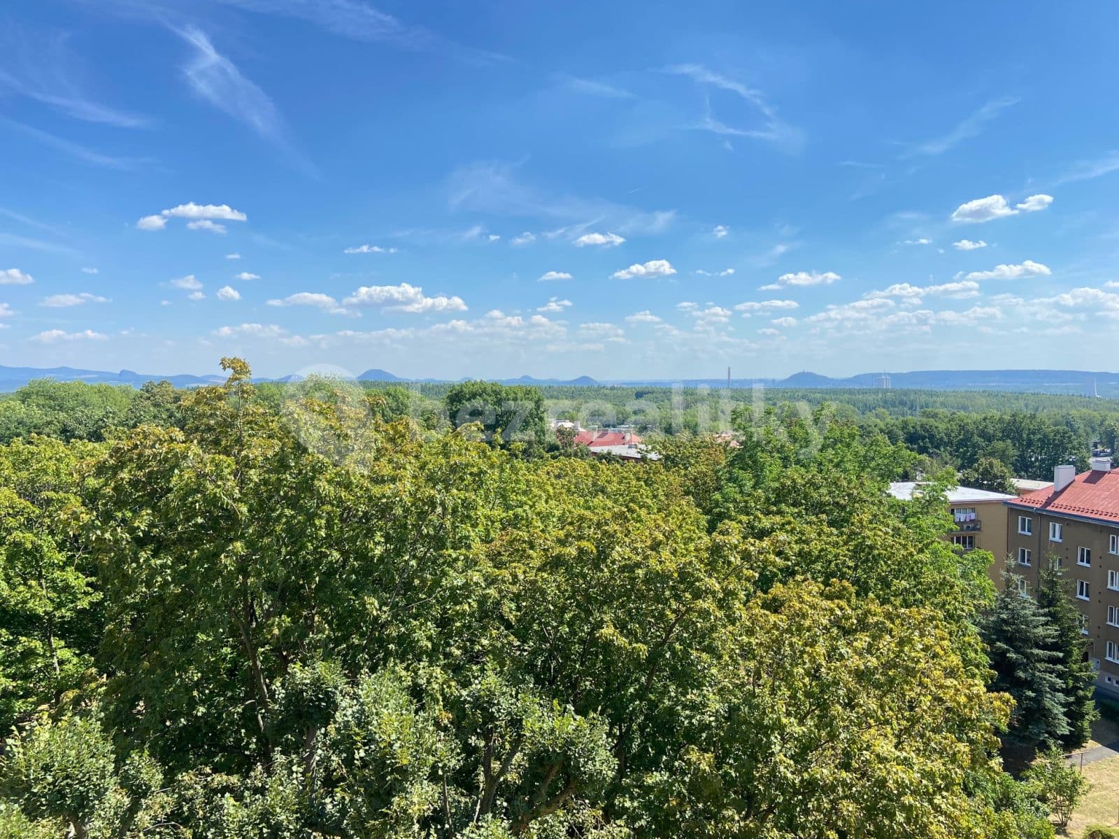 Prenájom bytu 1-izbový 35 m², U Zámeckého parku, Litvínov, Ústecký kraj Prenájom bytu 1-izbový 35 m², U Zámeckého parku, Litvínov, Ústecký kraj