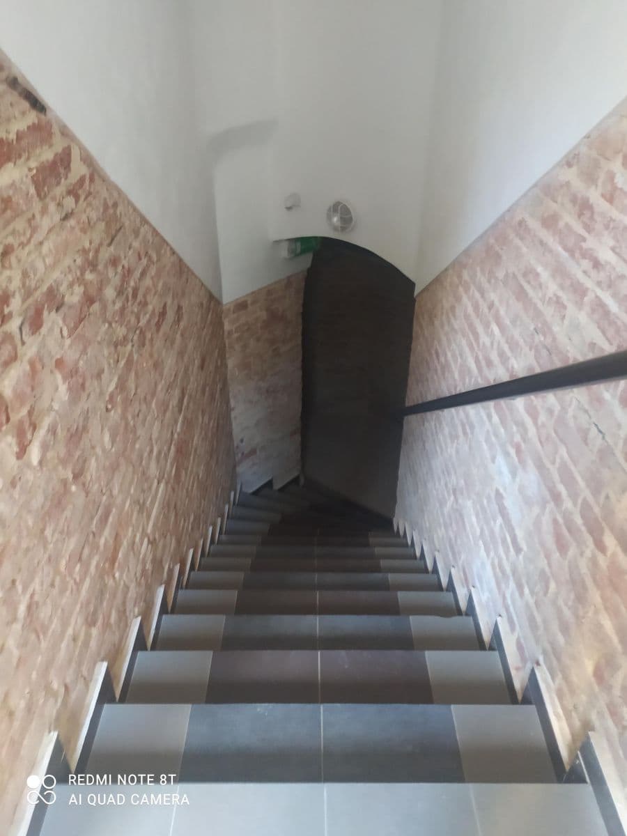 Prenájom nebytového priestoru 10 m², Světova, Praha, Praha Prenájom nebytového priestoru 10 m², Světova, Praha, Praha