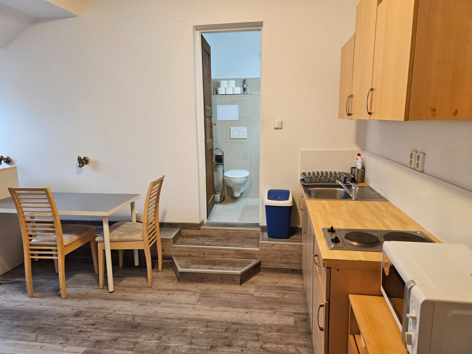 Prenájom bytu 1-izbový 24 m², Vratislavova, Praha, Praha Prenájom bytu 1-izbový 24 m², Vratislavova, Praha, Praha