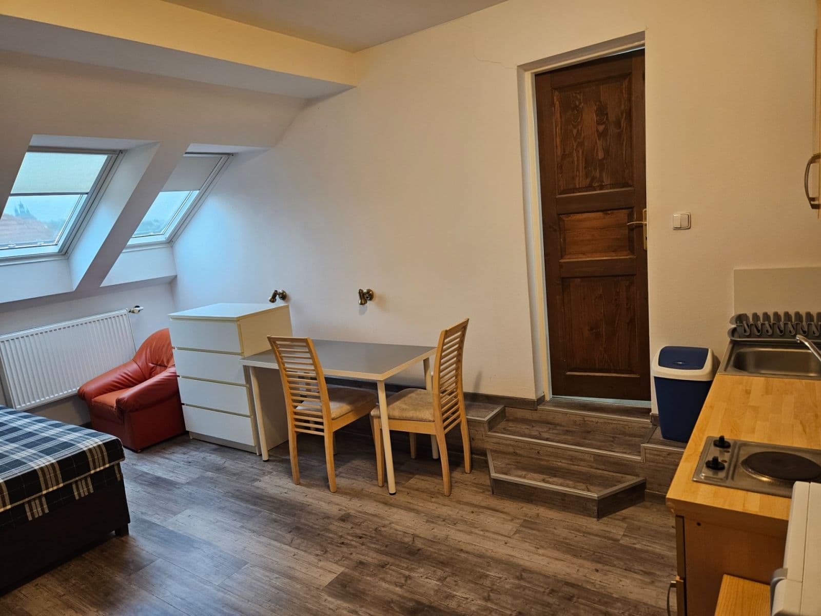 Prenájom bytu 1-izbový 24 m², Vratislavova, Praha, Praha Prenájom bytu 1-izbový 24 m², Vratislavova, Praha, Praha