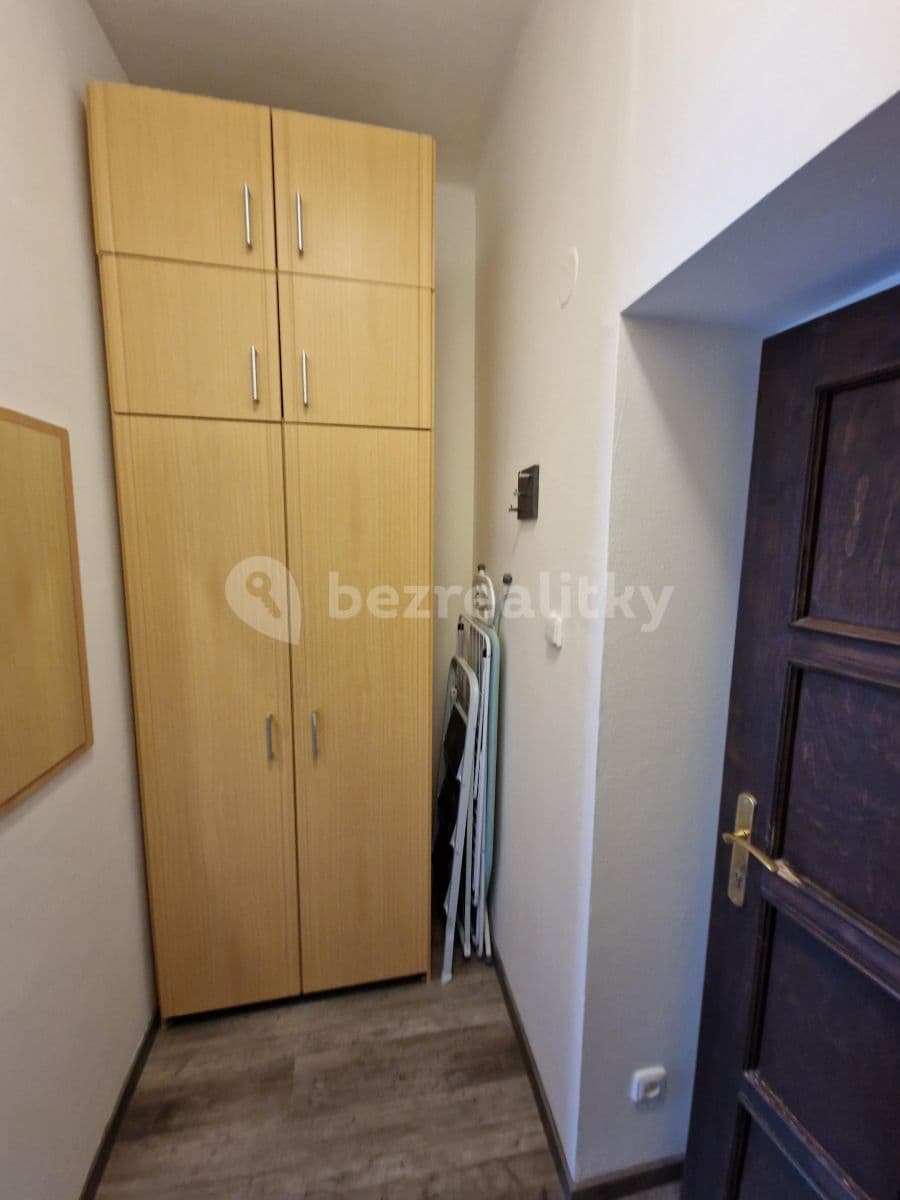 Prenájom bytu 1-izbový 26 m², Vratislavova, Praha, Praha Prenájom bytu 1-izbový 26 m², Vratislavova, Praha, Praha