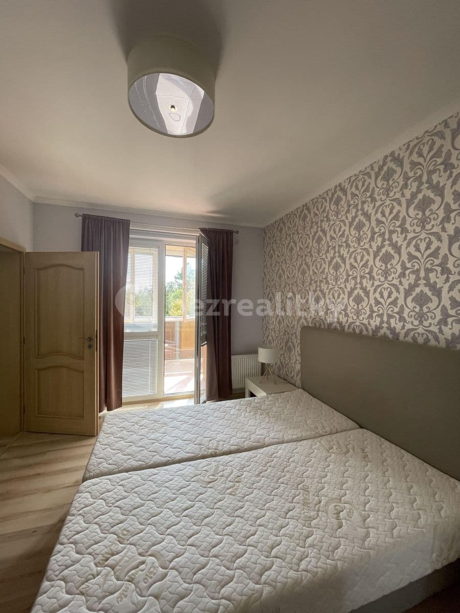 Prenájom bytu 3-izbový 79 m², V Javorech, Praha, Praha Prenájom bytu 3-izbový 79 m², V Javorech, Praha, Praha