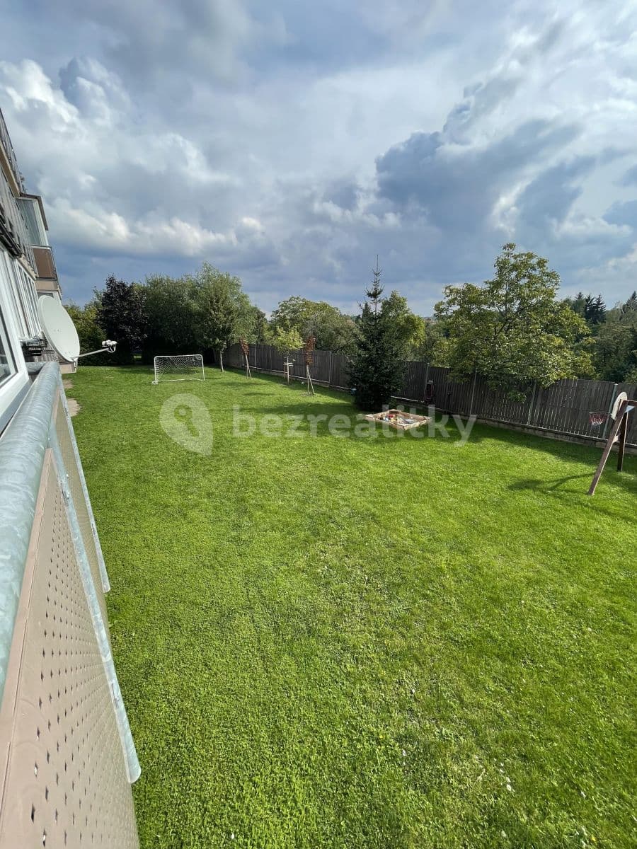 Prenájom bytu 3-izbový 79 m², V Javorech, Praha, Praha Prenájom bytu 3-izbový 79 m², V Javorech, Praha, Praha