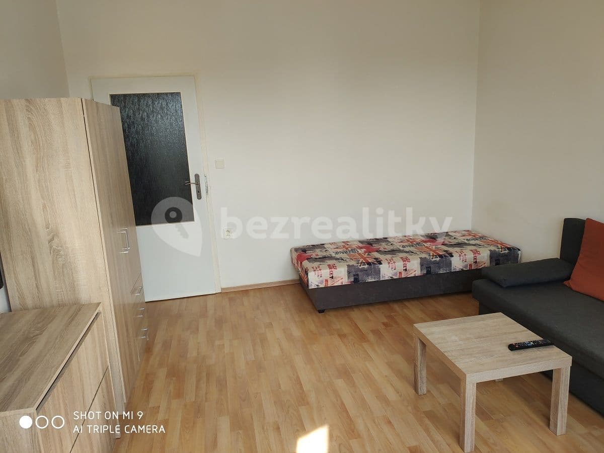 Prenájom bytu 2-izbový 35 m², Střelničná, Praha, Praha Prenájom bytu 2-izbový 35 m², Střelničná, Praha, Praha