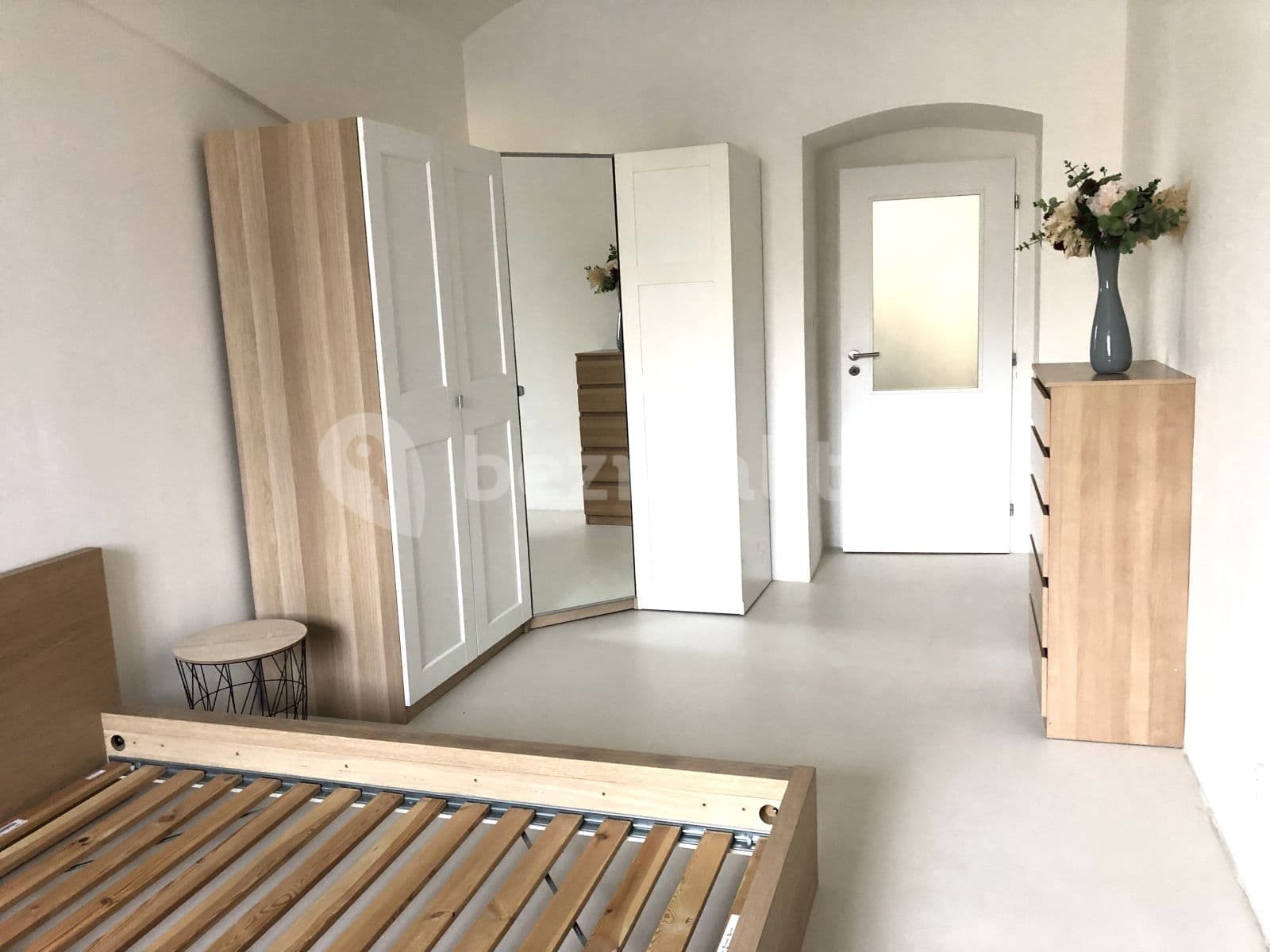 Prenájom bytu 2-izbový 42 m², Janáčkovo nábřeží, Praha, Praha Prenájom bytu 2-izbový 42 m², Janáčkovo nábřeží, Praha, Praha