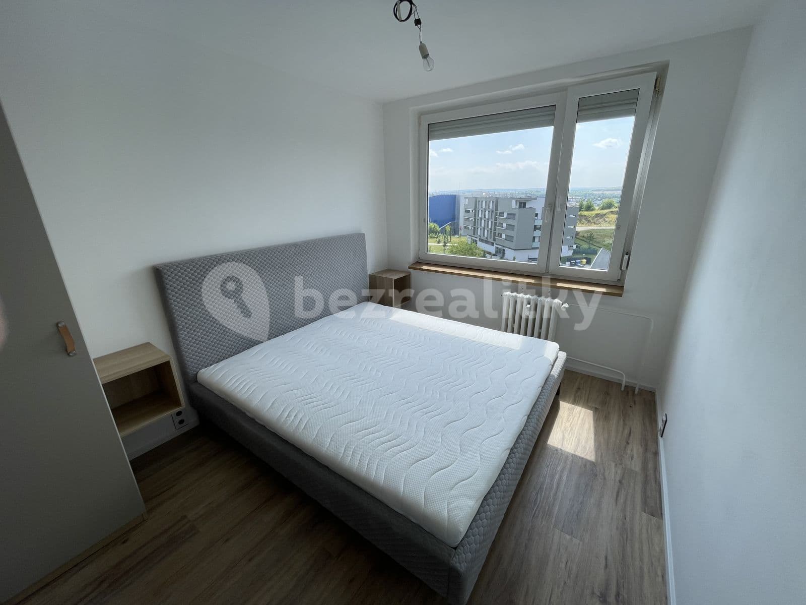 Prenájom bytu 4-izbový 86 m², Amforová, Praha, Praha Prenájom bytu 4-izbový 86 m², Amforová, Praha, Praha