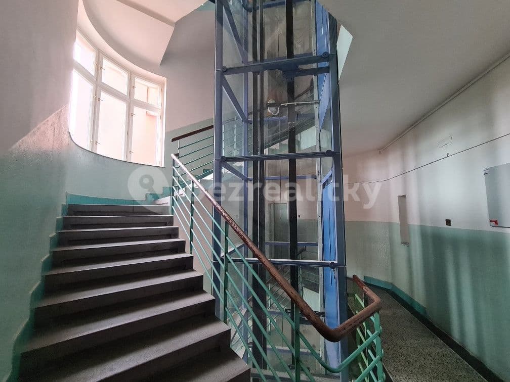 Prenájom bytu 2-izbový 50 m², Smolenská, Praha, Praha Prenájom bytu 2-izbový 50 m², Smolenská, Praha, Praha
