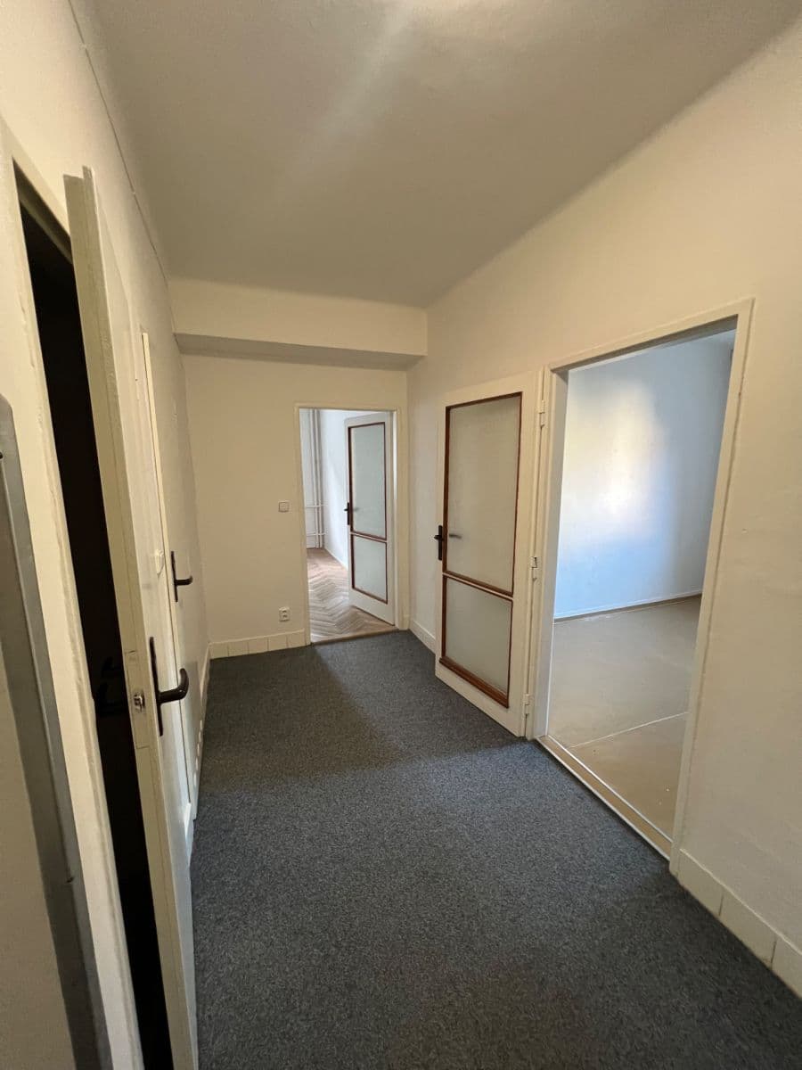 Prenájom bytu 2-izbový 60 m², Slovanská alej, Plzeň, Plzeňský kraj Prenájom bytu 2-izbový 60 m², Slovanská alej, Plzeň, Plzeňský kraj