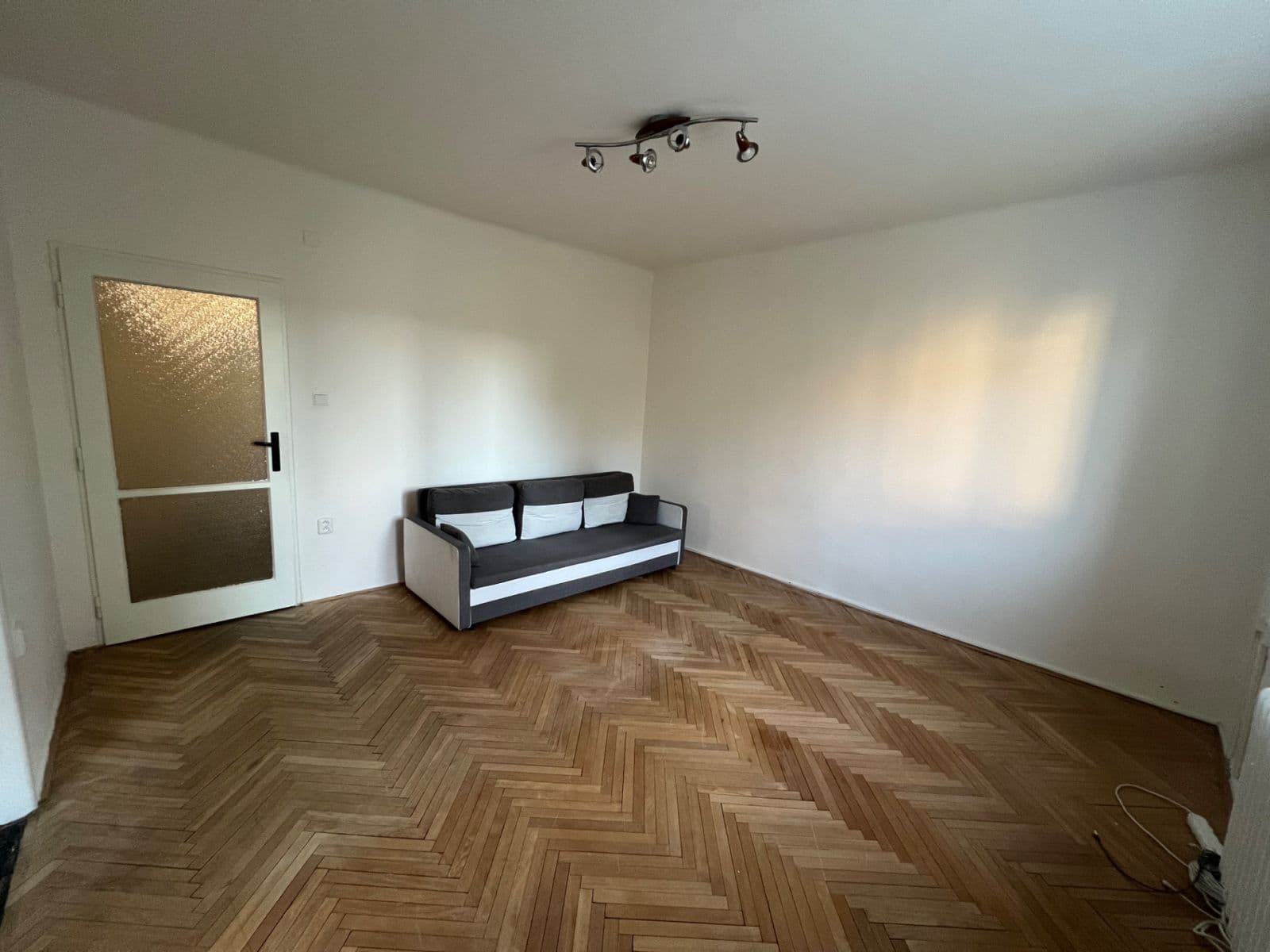 Prenájom bytu 2-izbový 60 m², Slovanská alej, Plzeň, Plzeňský kraj Prenájom bytu 2-izbový 60 m², Slovanská alej, Plzeň, Plzeňský kraj