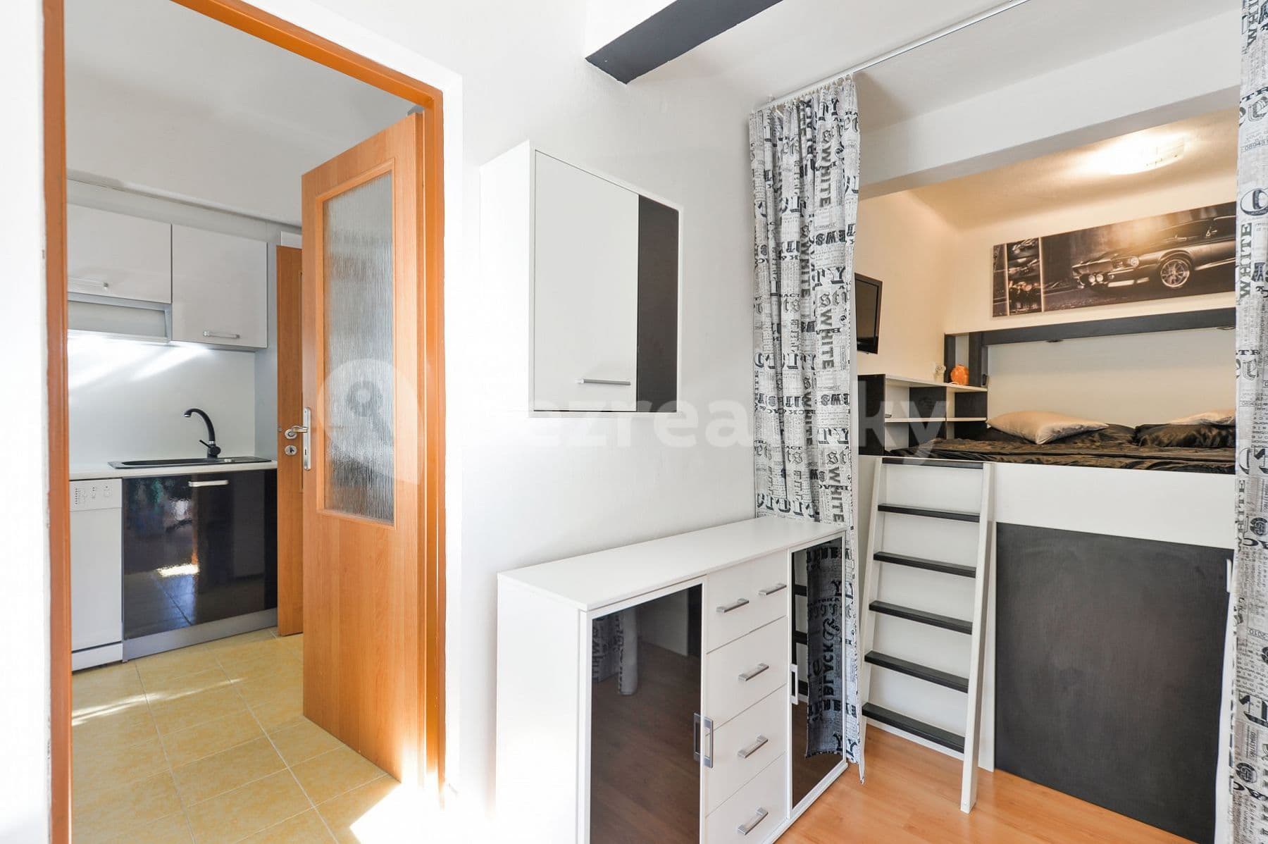 Prenájom bytu 2-izbový 48 m², Nad Kazankou, Praha, Praha Prenájom bytu 2-izbový 48 m², Nad Kazankou, Praha, Praha