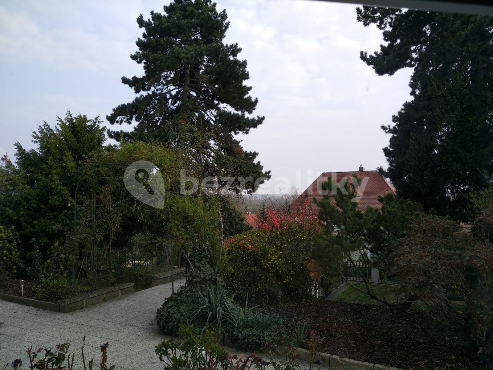 Prenájom bytu 2-izbový 48 m², Nad Kazankou, Praha, Praha Prenájom bytu 2-izbový 48 m², Nad Kazankou, Praha, Praha