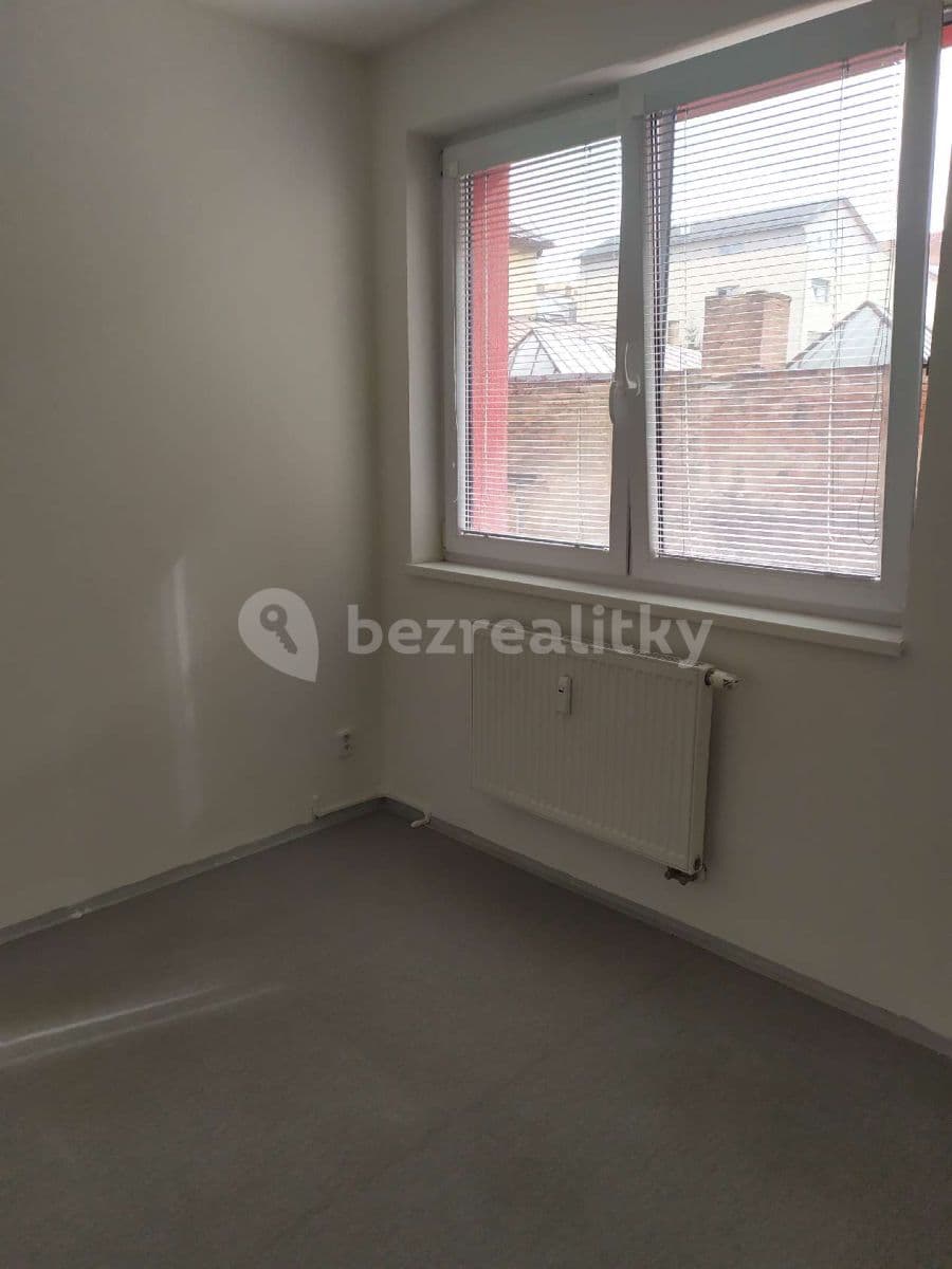Prenájom bytu 2-izbový 30 m², Havlíčkova, Jihlava, Kraj Vysočina Prenájom bytu 2-izbový 30 m², Havlíčkova, Jihlava, Kraj Vysočina