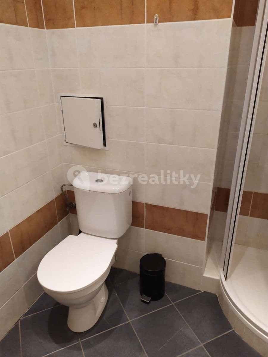 Prenájom bytu 2-izbový 30 m², Havlíčkova, Jihlava, Kraj Vysočina Prenájom bytu 2-izbový 30 m², Havlíčkova, Jihlava, Kraj Vysočina