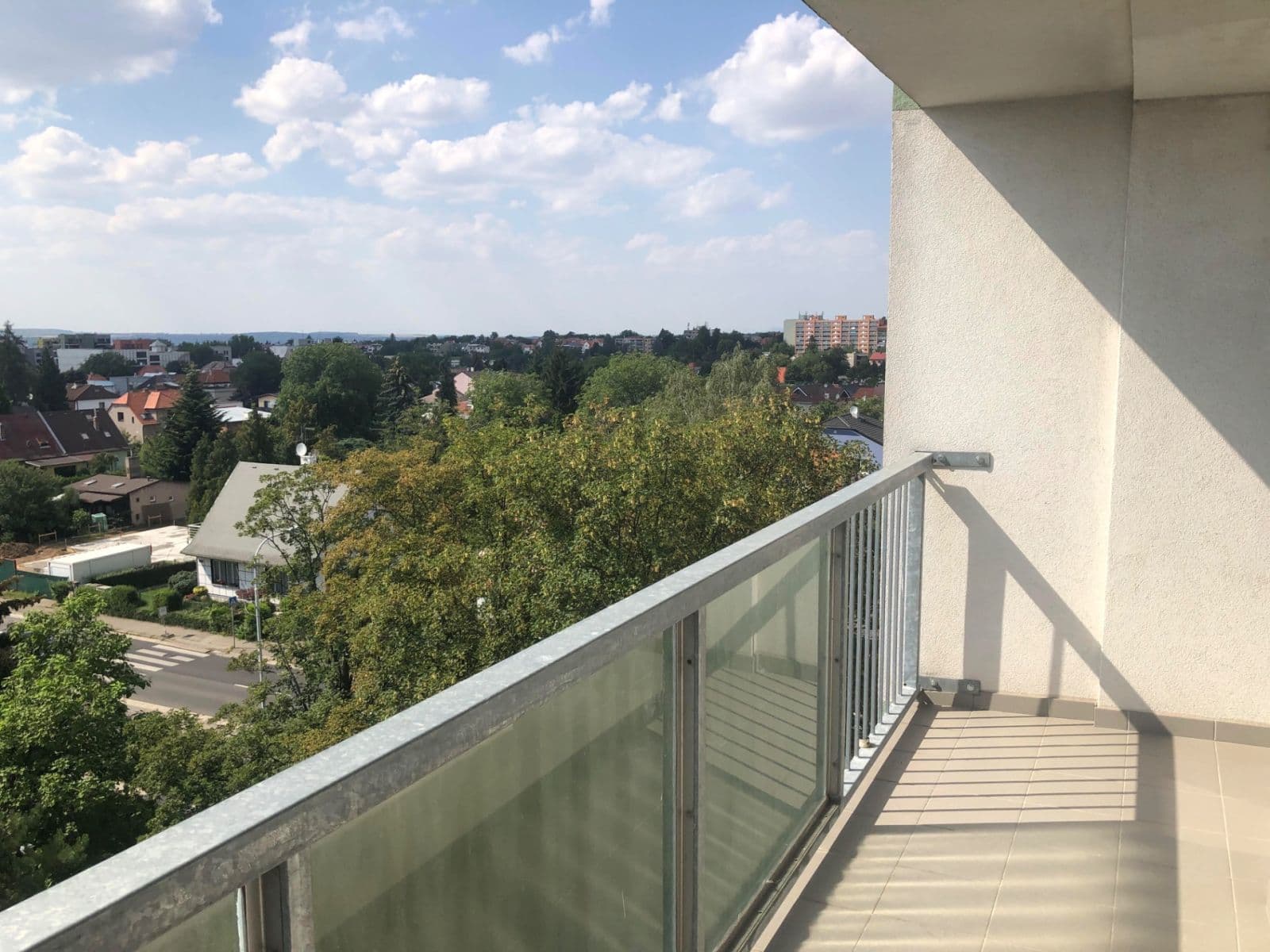 Prenájom bytu 2-izbový 70 m², K Ládví, Praha, Praha Prenájom bytu 2-izbový 70 m², K Ládví, Praha, Praha