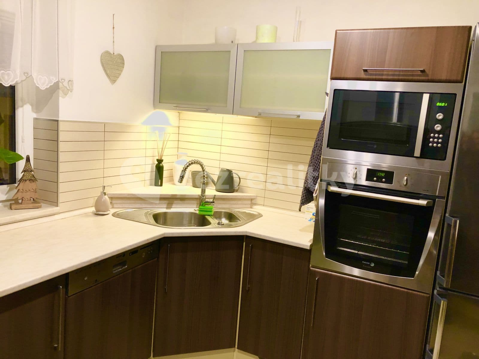 Prenájom domu 120 m², pozemek 700 m², U Lesa, Vlašim, Středočeský kraj Prenájom domu 120 m², pozemek 700 m², U Lesa, Vlašim, Středočeský kraj