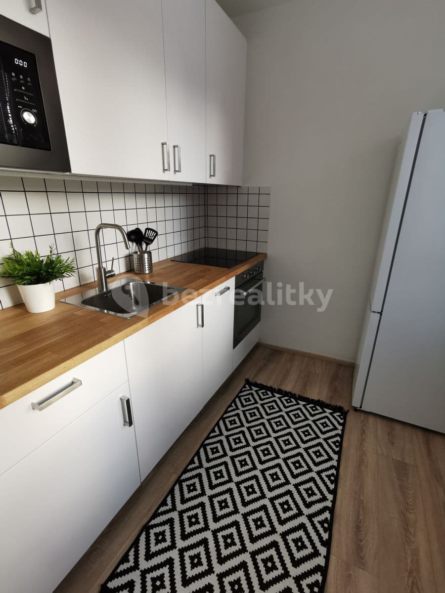 Prenájom bytu 1-izbový 39 m², Brno, Jihomoravský kraj Prenájom bytu 1-izbový 39 m², Brno, Jihomoravský kraj