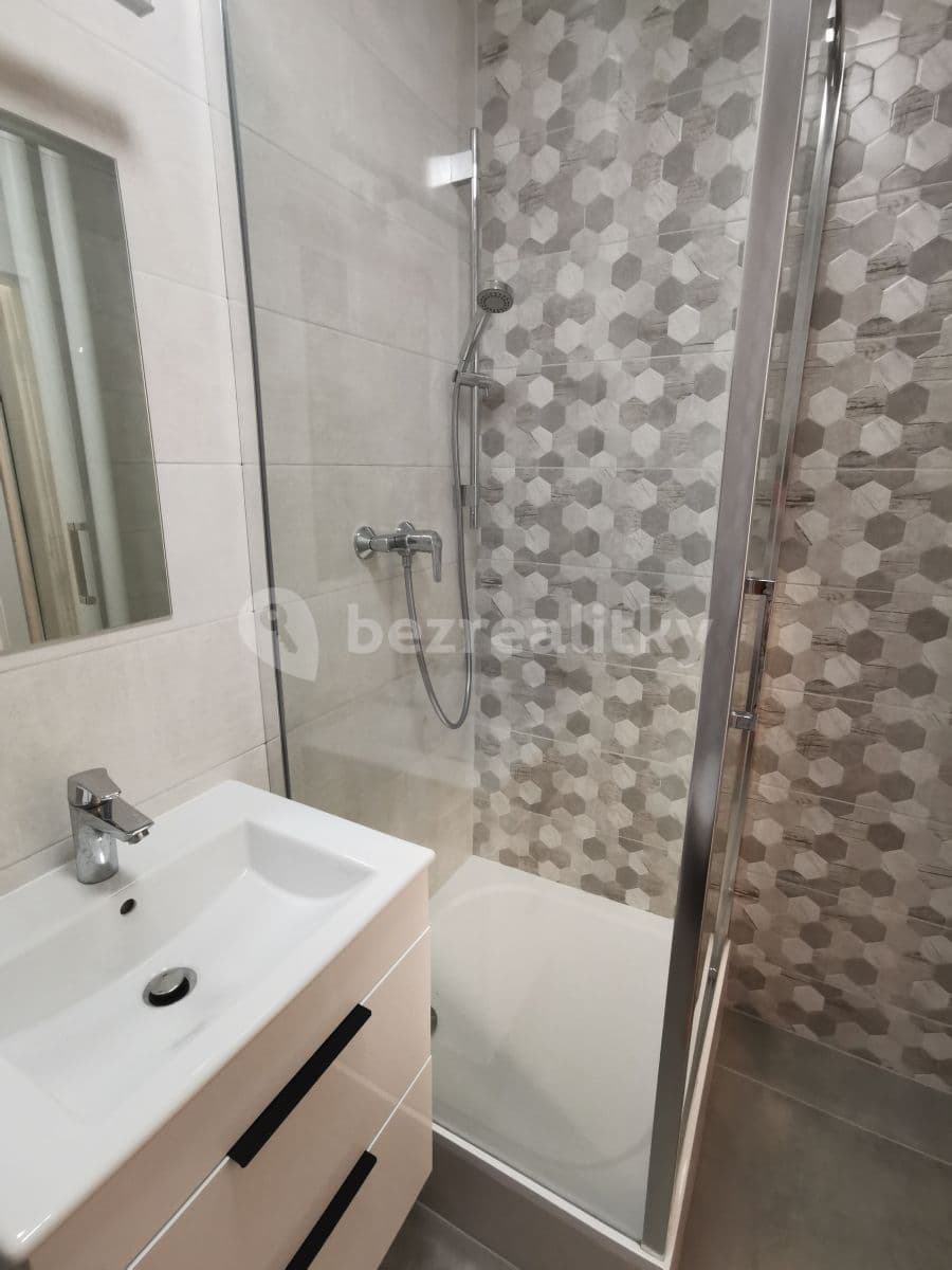 Prenájom bytu 1-izbový 39 m², Brno, Jihomoravský kraj Prenájom bytu 1-izbový 39 m², Brno, Jihomoravský kraj