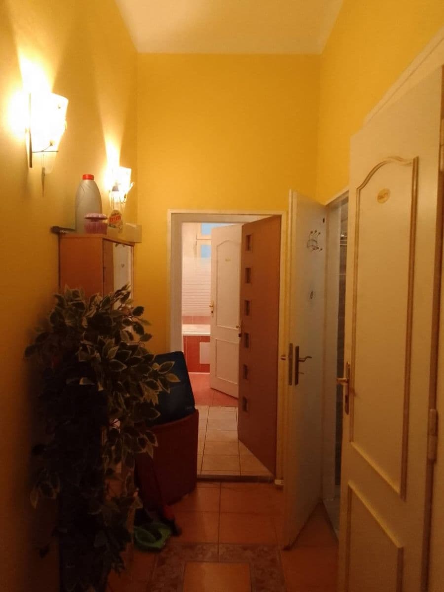 Prenájom bytu 12 m², Jungmannova, Praha, Praha Prenájom bytu 12 m², Jungmannova, Praha, Praha