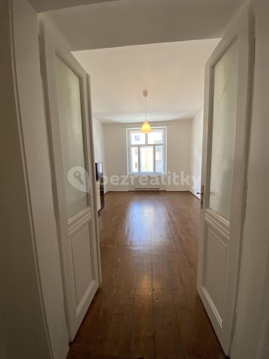 Prenájom bytu 1-izbový 45 m², Koněvova, Praha, Praha Prenájom bytu 1-izbový 45 m², Koněvova, Praha, Praha