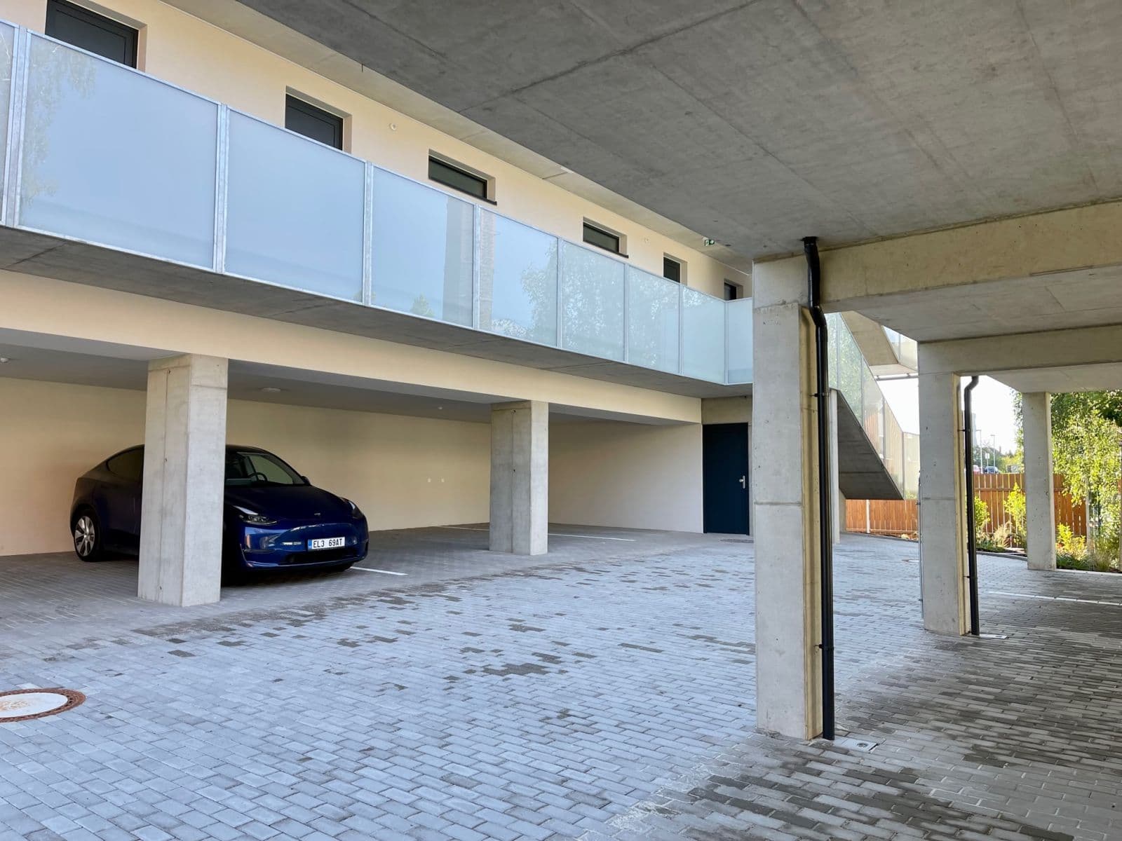 Prenájom bytu 1-izbový 40 m², U Prefy, Praha, Praha Prenájom bytu 1-izbový 40 m², U Prefy, Praha, Praha
