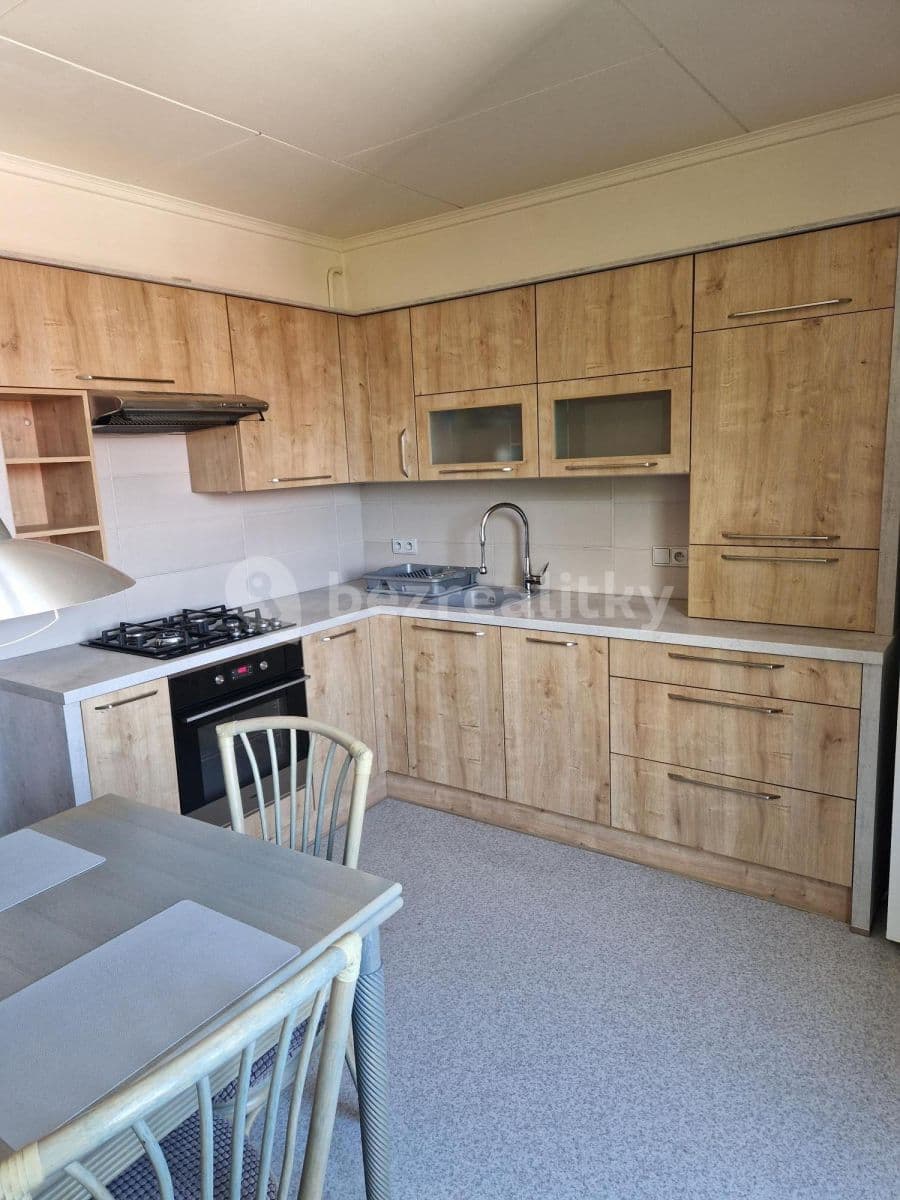 Prenájom bytu 3-izbový 72 m², Praha, Praha Prenájom bytu 3-izbový 72 m², Praha, Praha