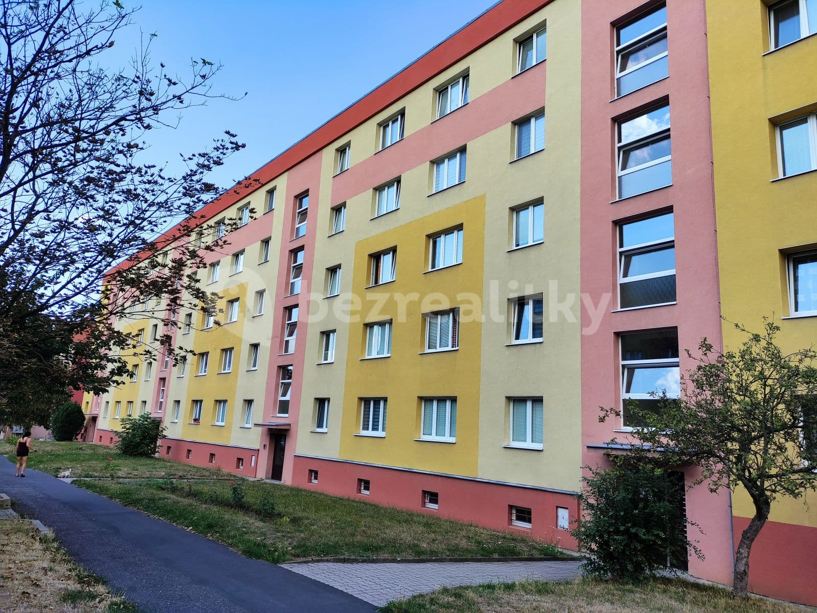 Prenájom bytu 2-izbový 55 m², Vítězslava Nezvala, Most, Ústecký kraj Prenájom bytu 2-izbový 55 m², Vítězslava Nezvala, Most, Ústecký kraj