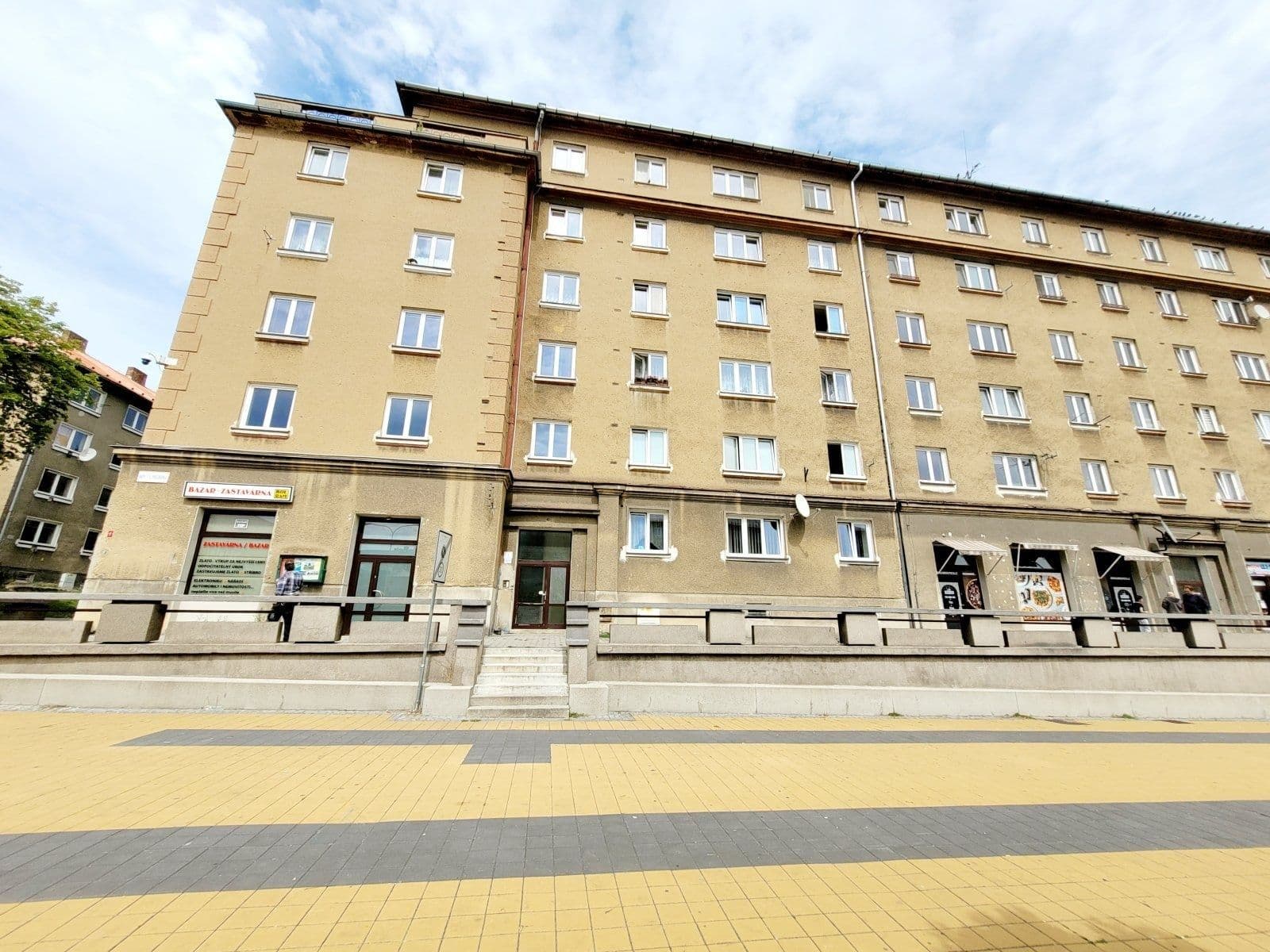 Prenájom bytu 2-izbový 58 m², nám. T. G. Masaryka, Havířov, Moravskoslezský kraj Prenájom bytu 2-izbový 58 m², nám. T. G. Masaryka, Havířov, Moravskoslezský kraj