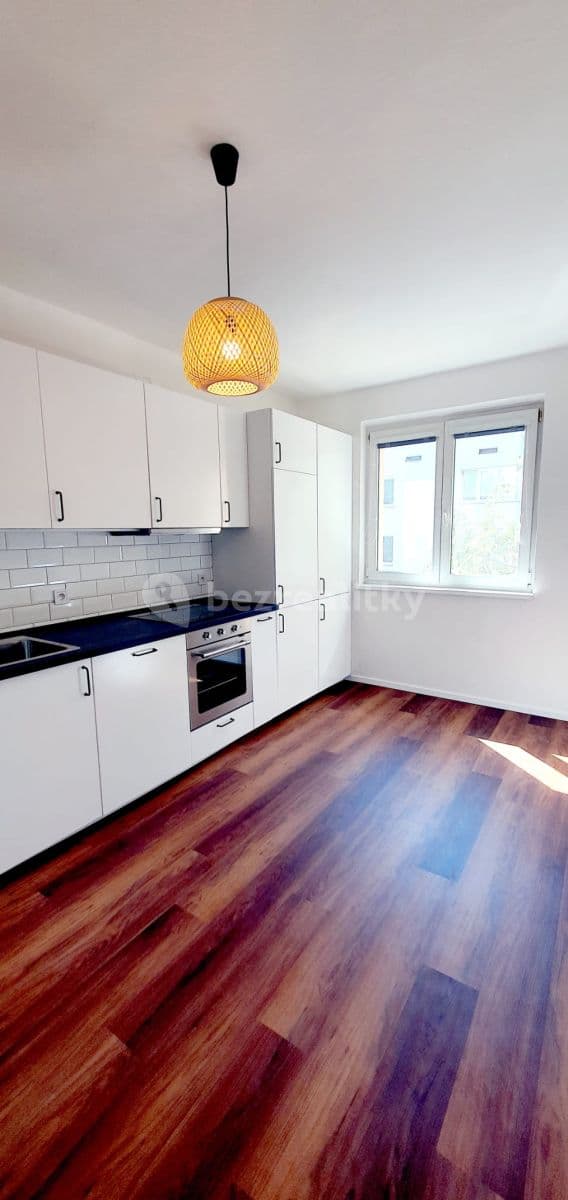 Prenájom bytu 2-izbový 57 m², Sečská, Praha, Praha Prenájom bytu 2-izbový 57 m², Sečská, Praha, Praha