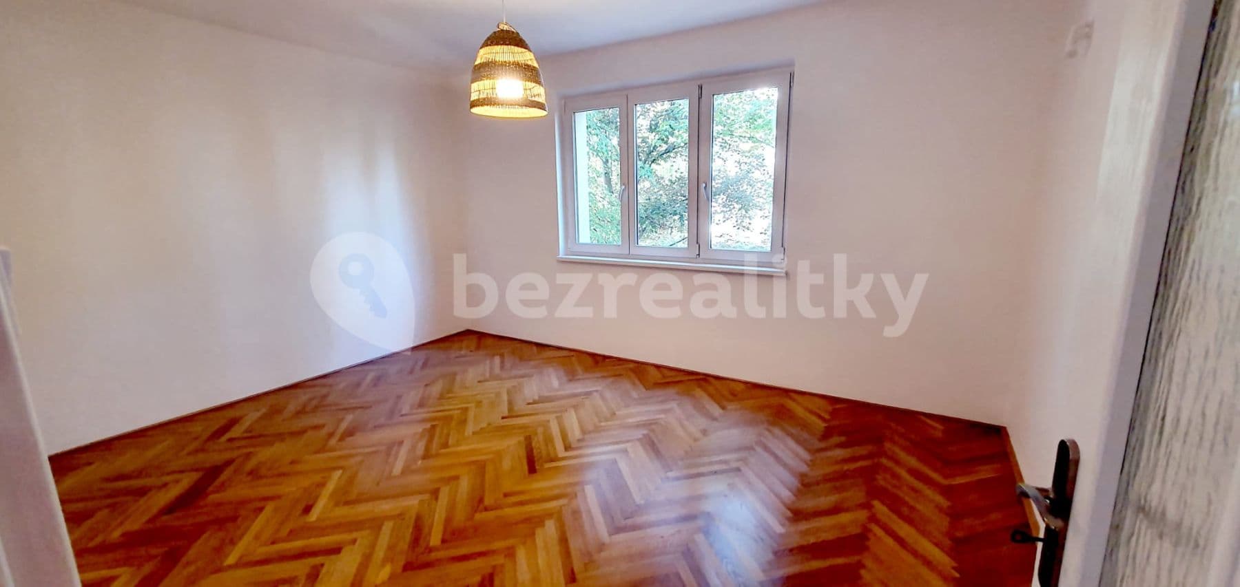 Prenájom bytu 2-izbový 57 m², Sečská, Praha, Praha Prenájom bytu 2-izbový 57 m², Sečská, Praha, Praha