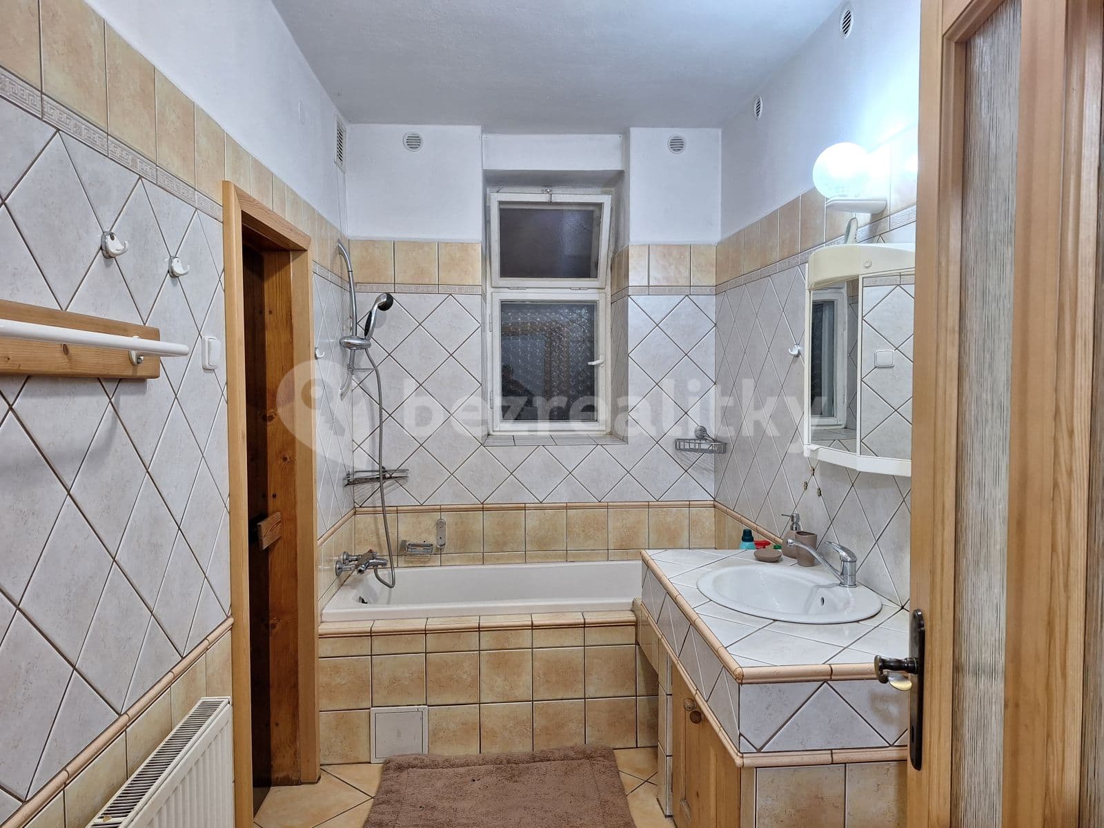 Prenájom bytu 2-izbový 55 m², Střížovice, Jihočeský kraj Prenájom bytu 2-izbový 55 m², Střížovice, Jihočeský kraj