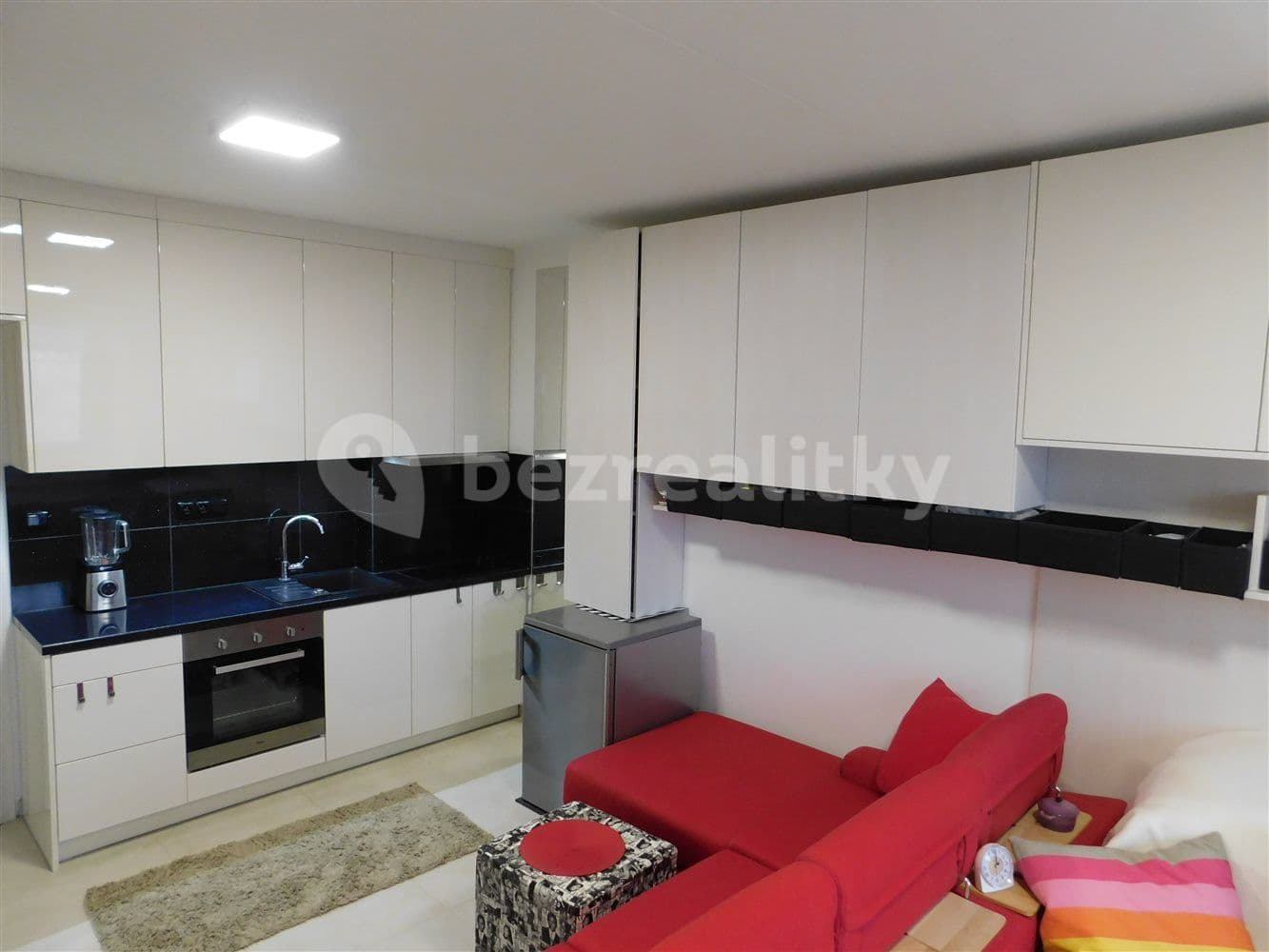Prenájom bytu 1-izbový 27 m², Vychodilova, Brno, Jihomoravský kraj Prenájom bytu 1-izbový 27 m², Vychodilova, Brno, Jihomoravský kraj