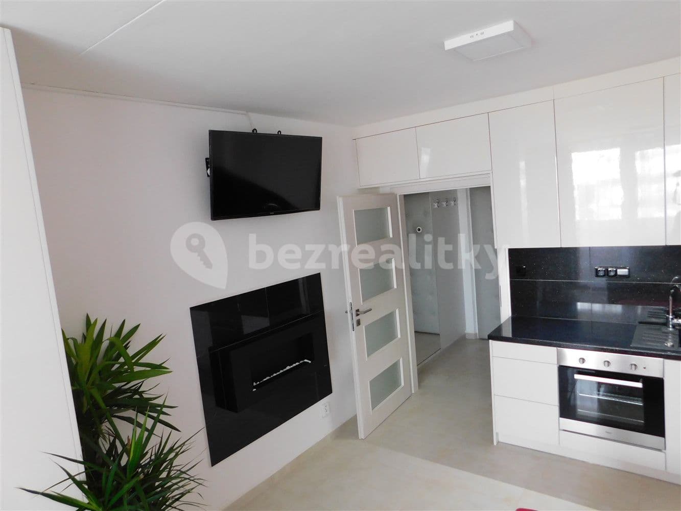 Prenájom bytu 1-izbový 27 m², Vychodilova, Brno, Jihomoravský kraj Prenájom bytu 1-izbový 27 m², Vychodilova, Brno, Jihomoravský kraj