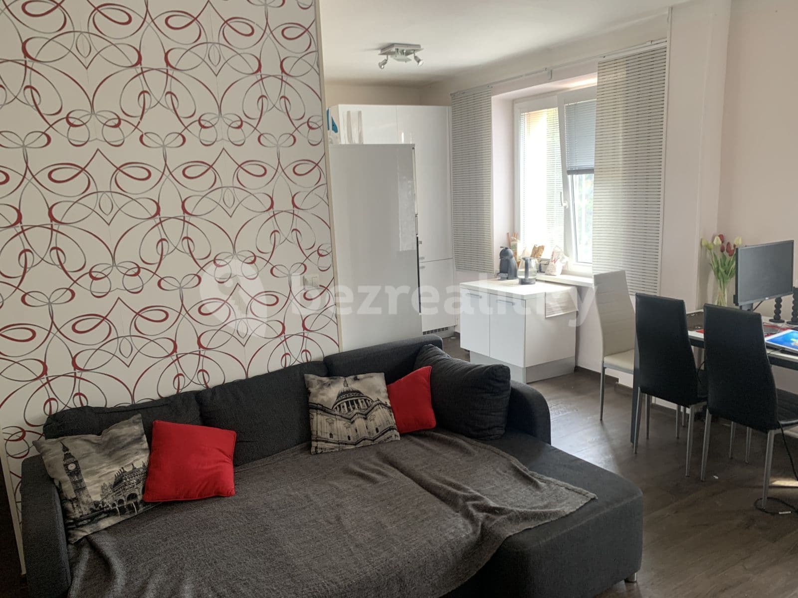 Prenájom bytu 2-izbový 51 m², Zelenečská, Praha, Praha Prenájom bytu 2-izbový 51 m², Zelenečská, Praha, Praha