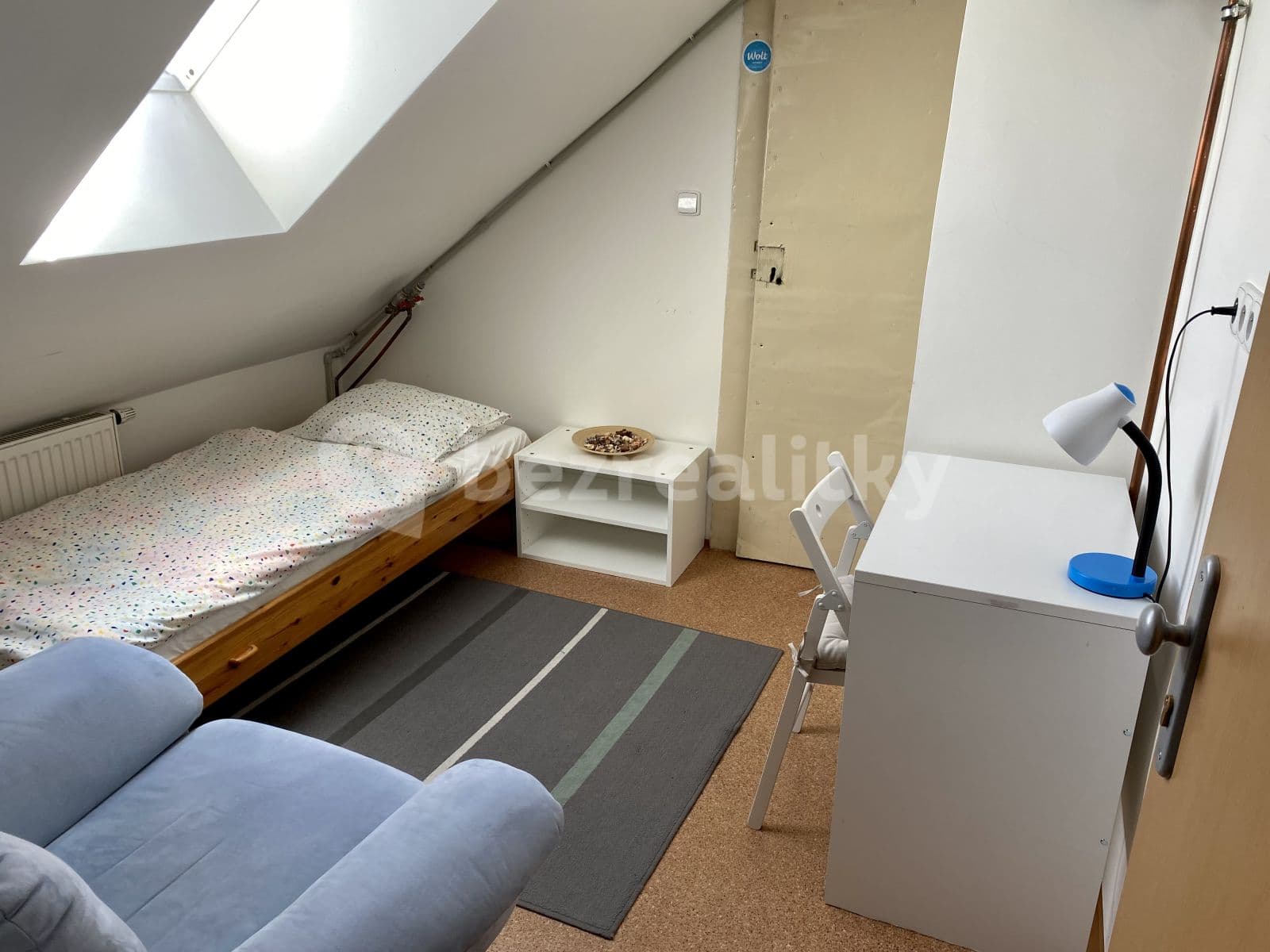 Prenájom bytu 2-izbový 35 m², Buštěhradská, Praha, Praha Prenájom bytu 2-izbový 35 m², Buštěhradská, Praha, Praha