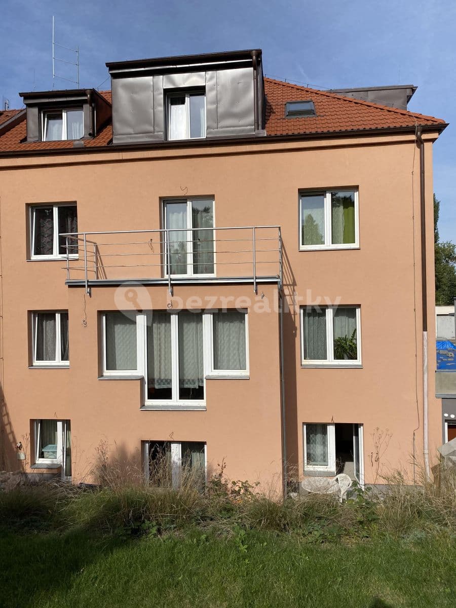 Prenájom bytu 2-izbový 35 m², Buštěhradská, Praha, Praha Prenájom bytu 2-izbový 35 m², Buštěhradská, Praha, Praha