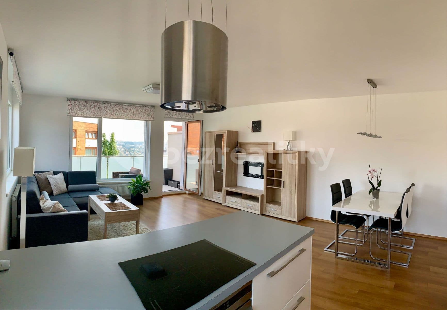 Prenájom bytu 3-izbový 81 m², Mrkosova, Praha, Praha Prenájom bytu 3-izbový 81 m², Mrkosova, Praha, Praha