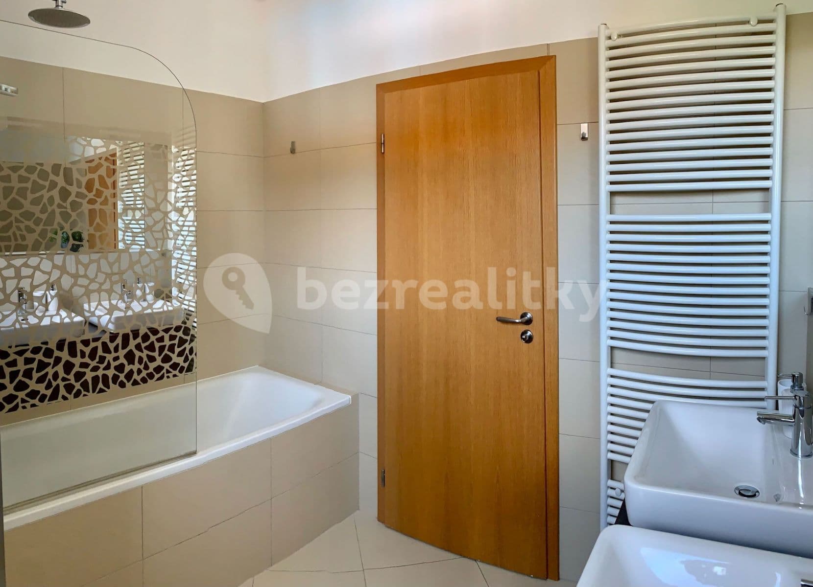 Prenájom bytu 3-izbový 81 m², Mrkosova, Praha, Praha Prenájom bytu 3-izbový 81 m², Mrkosova, Praha, Praha