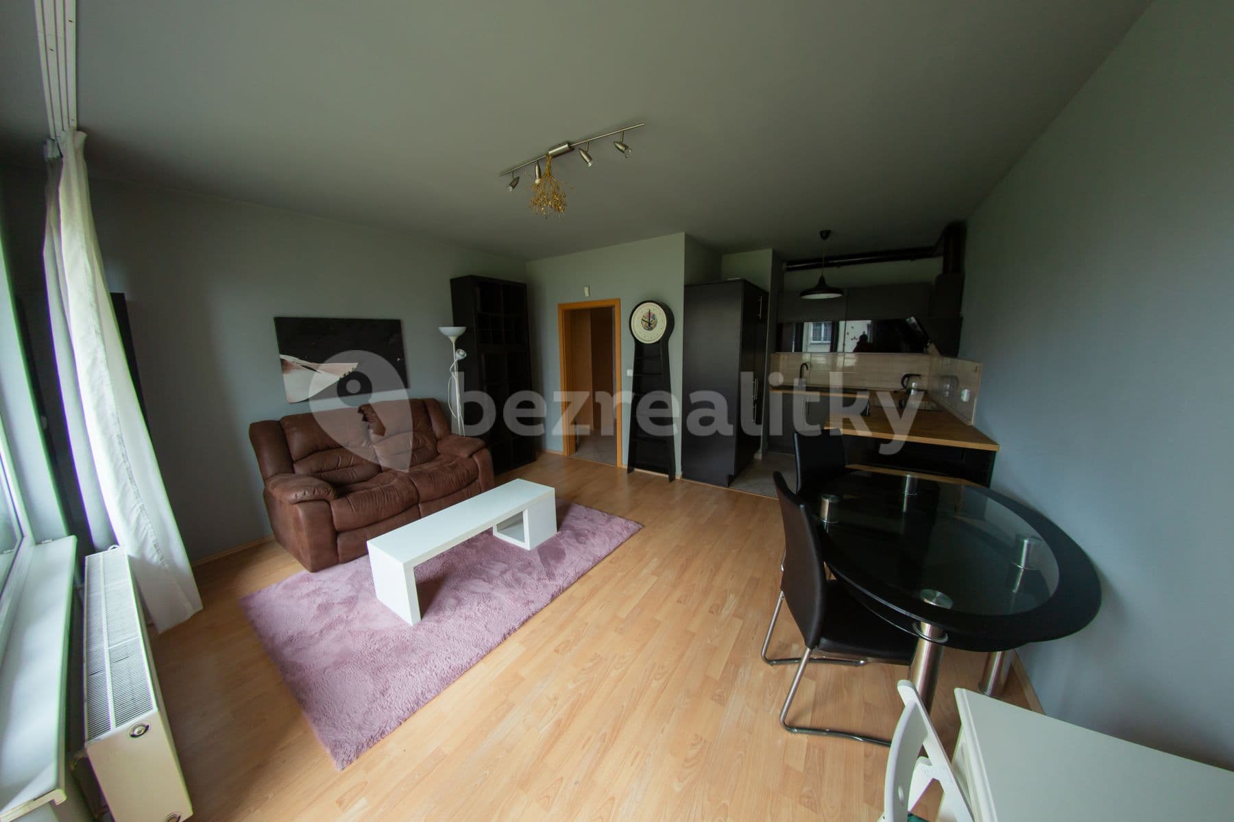 Prenájom bytu 2-izbový 52 m², Sazovická, Praha, Praha Prenájom bytu 2-izbový 52 m², Sazovická, Praha, Praha