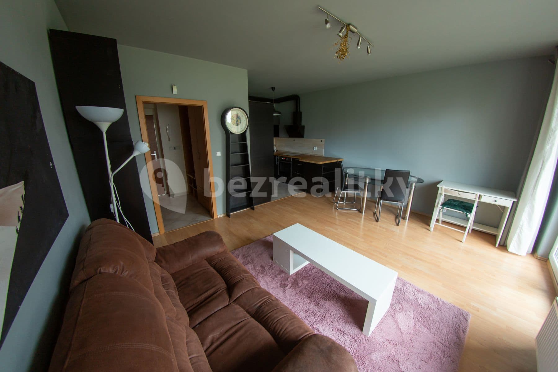 Prenájom bytu 2-izbový 52 m², Sazovická, Praha, Praha Prenájom bytu 2-izbový 52 m², Sazovická, Praha, Praha